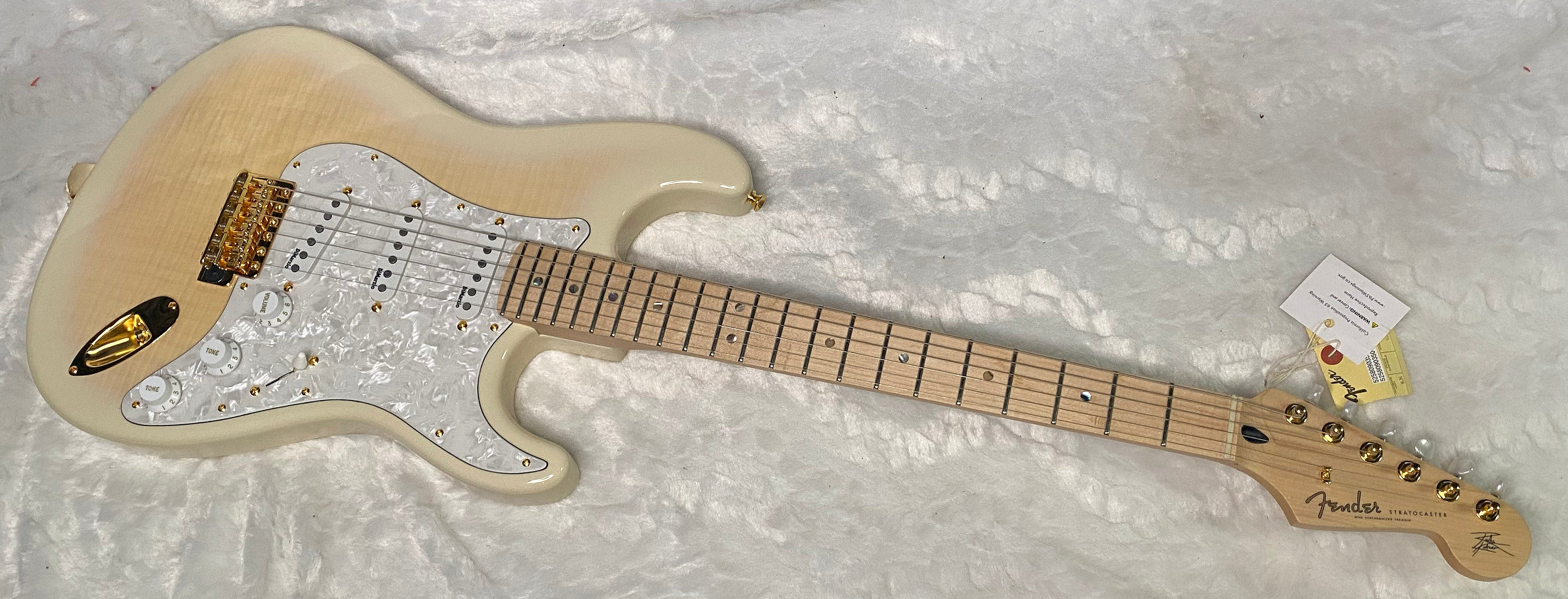 NEW ! Fender Richie Kotzen Stratocaster - Transparent White Burst - Made in Japan - Authorized Dealer - 8.1 lbs - G05407