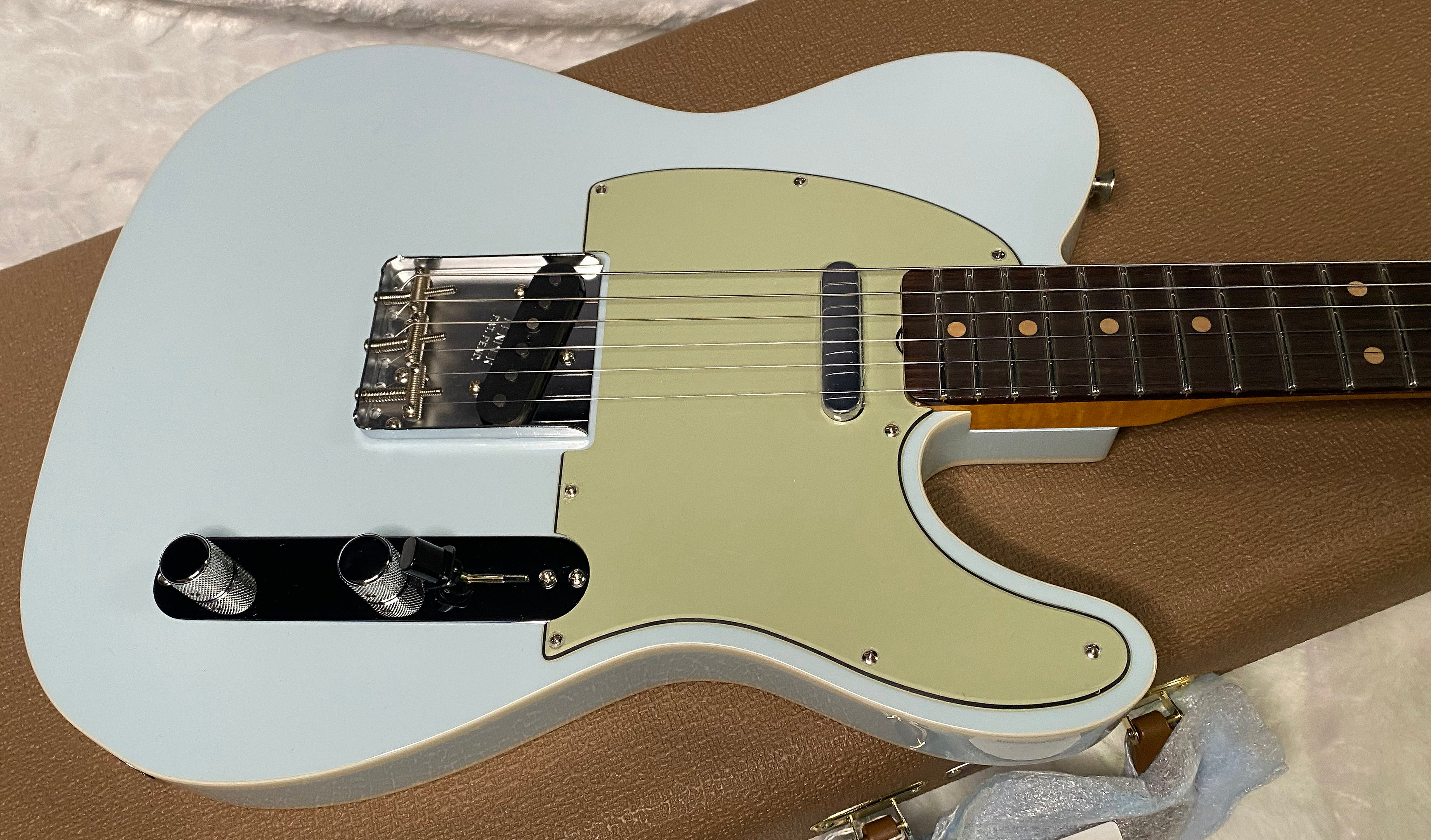 NEW! Fender Custom Shop Flamethrower Telecaster Custom - NOS - Modern Specs - Texas Special Pick-Ups - AAAA Flamed Neck -Sonic Blue - Authorized Dealer - 7.9lbs - G07231