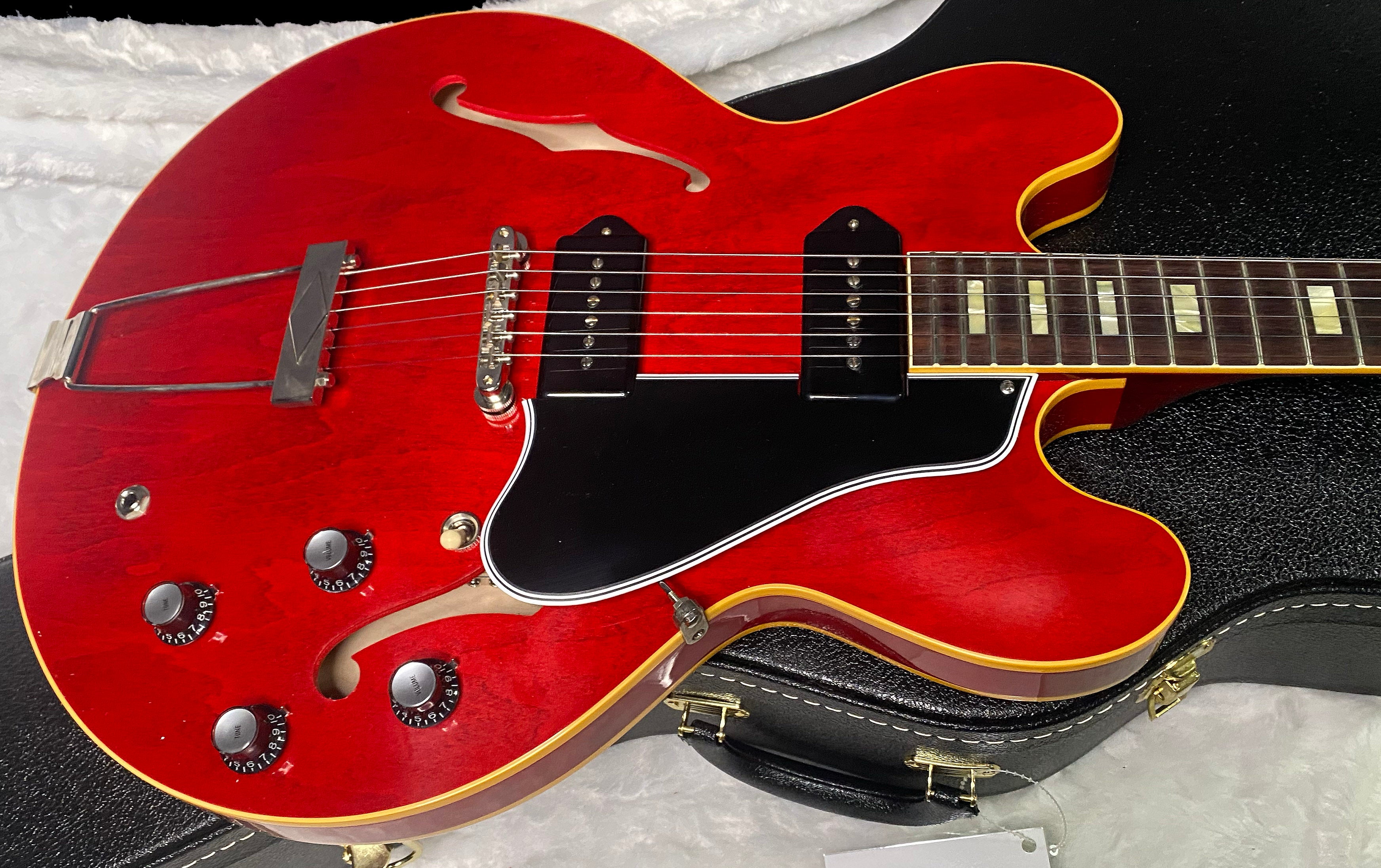 NEW! Gibson Custom Shop 1962 ES-330 Reissue Electric Guitar - '60s Cherry VOS - Authorized Dealer - Only 6.1lbs - In-Stock! G07237