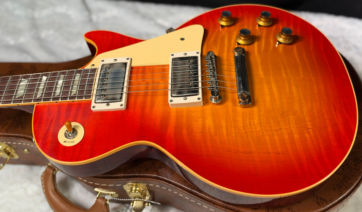 NEW! Gibson Custom 1960 Les Paul Standard Reissue VOS - Tangerine Burst - Only 8.35 lbs - Super Wide Monster Quilt / Flame Top - Authorized Dealer - G07934
