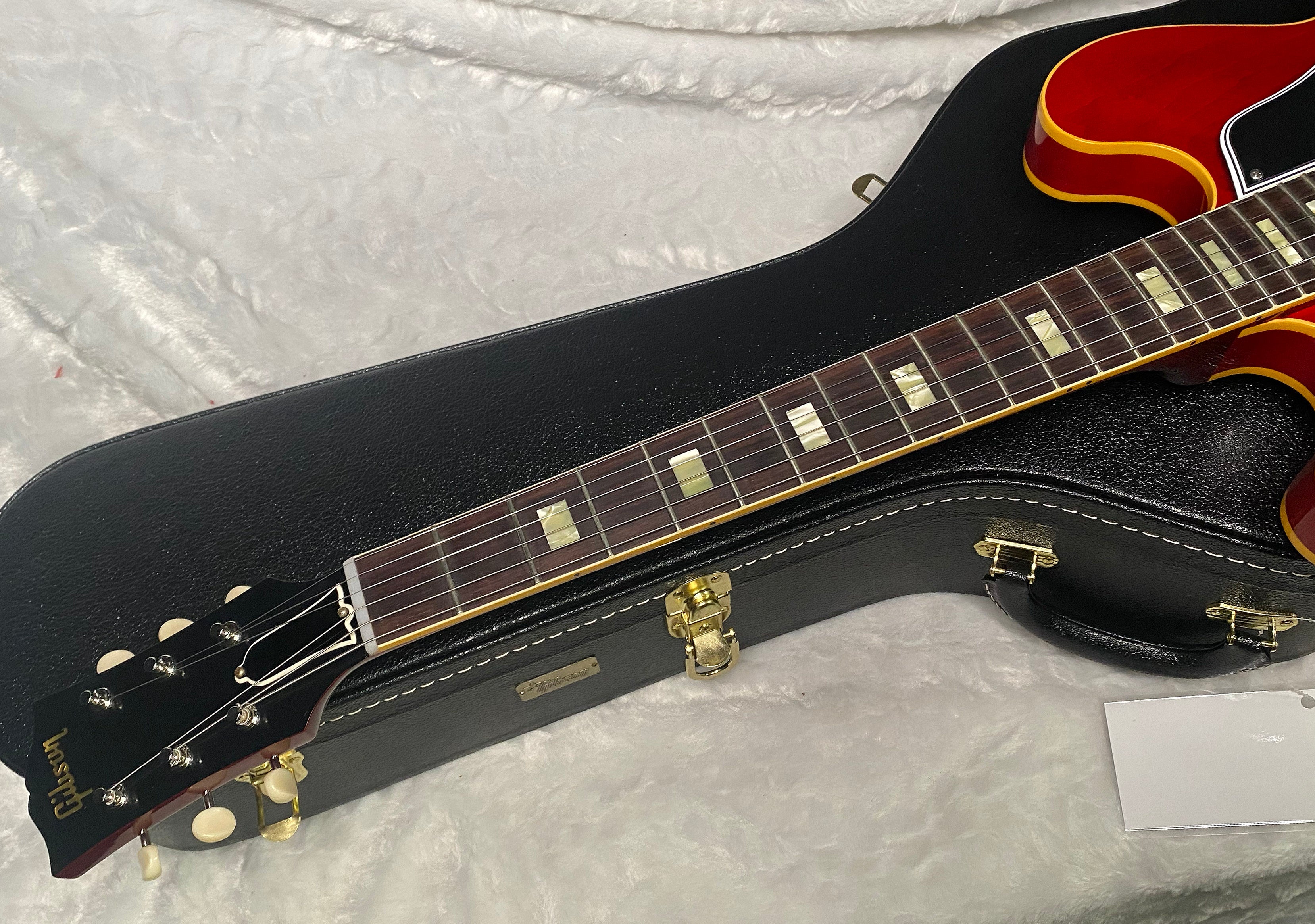 NEW! Gibson Custom Shop 1962 ES-330 Reissue Electric Guitar - '60s Cherry VOS - Authorized Dealer - Only 6.1lbs - In-Stock! G07237