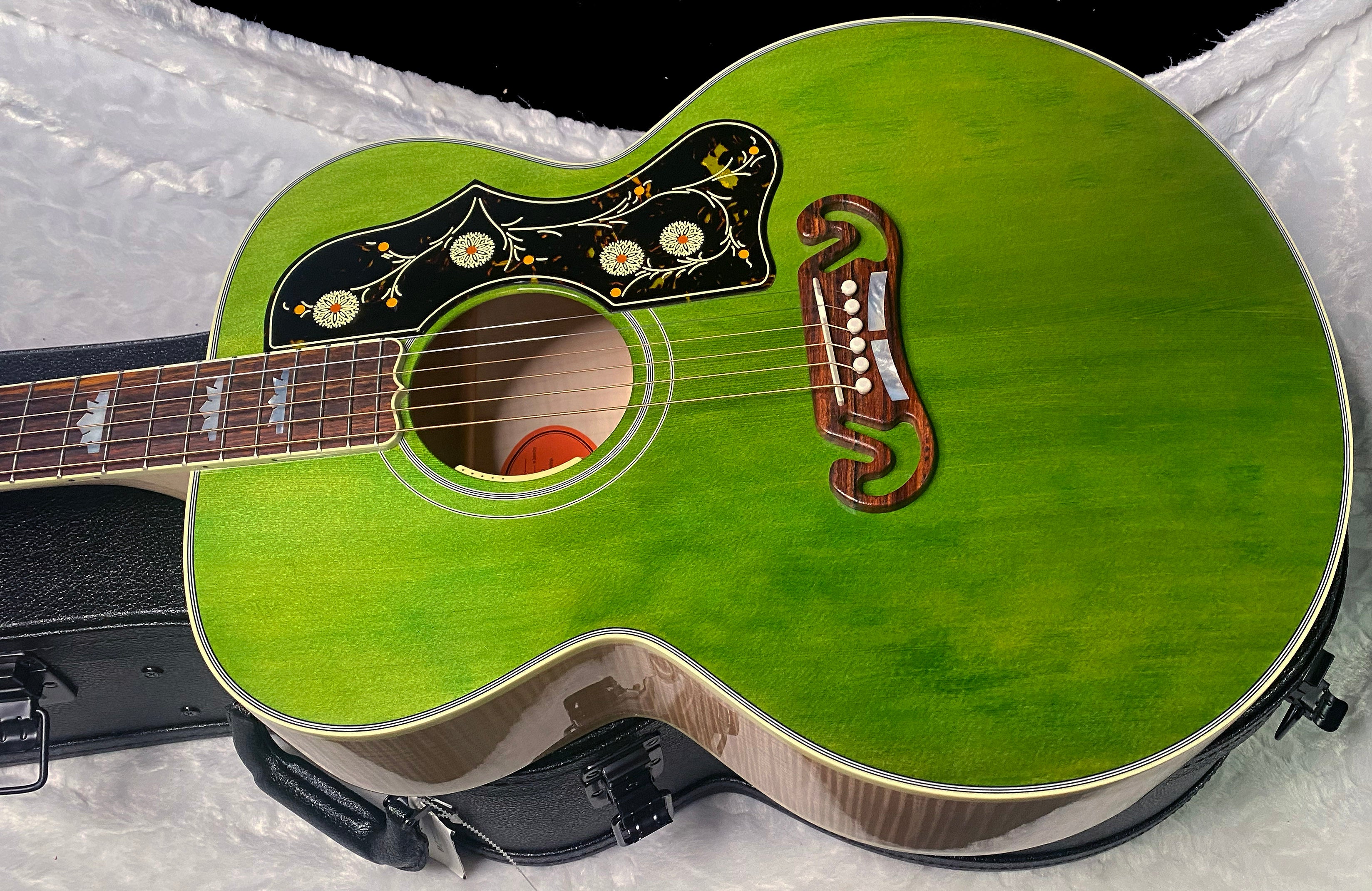 NEW ! Gibson SJ-200 Standard - Custom Shop - Dealer Select - Super RARE - Green Top - Authorized Dealer - AAAAA Flamed Natural Maple Back & Sides - G07241