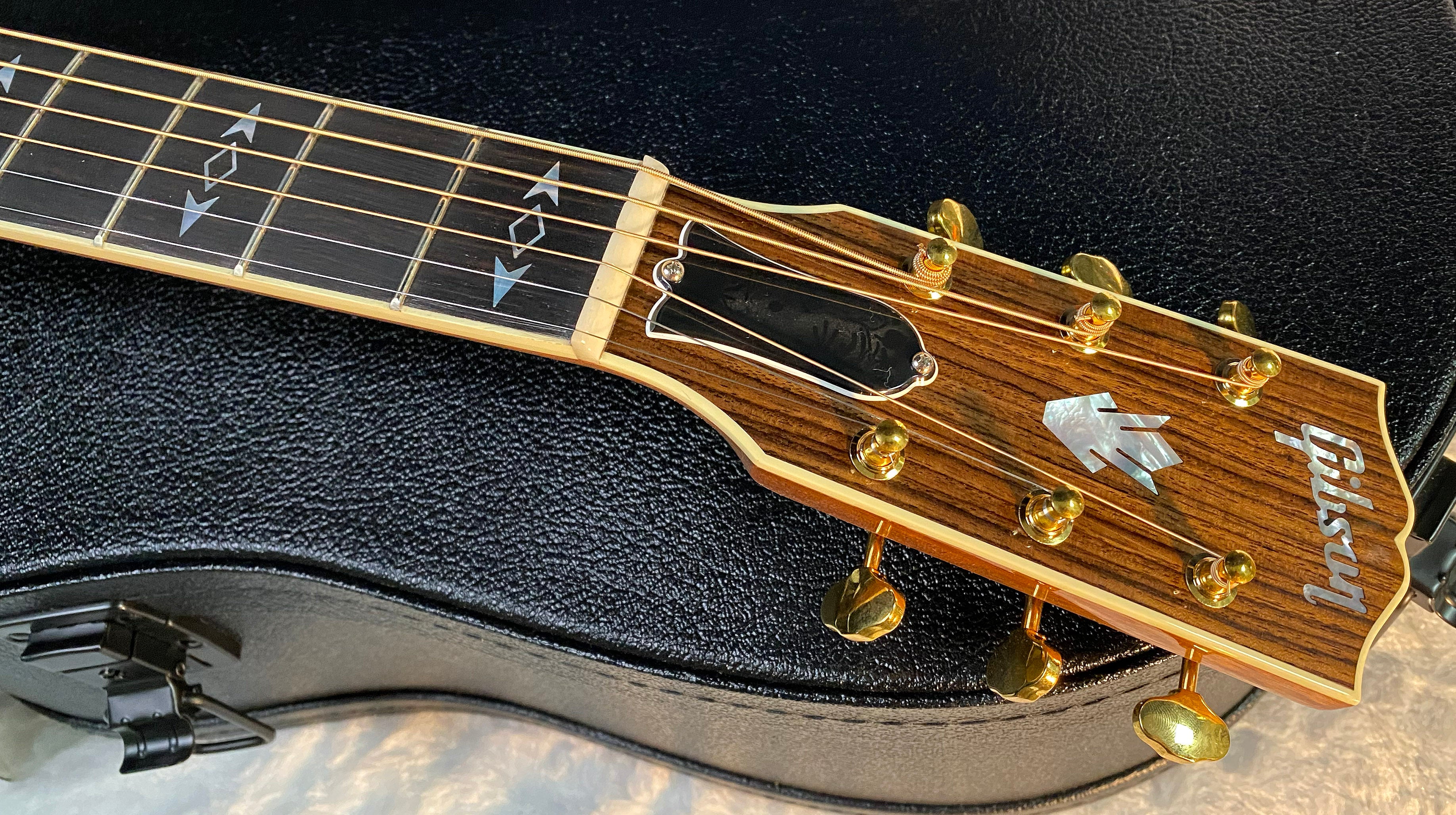 NEW! Gibson Acoustic Songwriter Recording Artist EC - Acoustic-Electric Guitar - 4.9 lbs - Antique Natural - Authorized Dealer - G06636