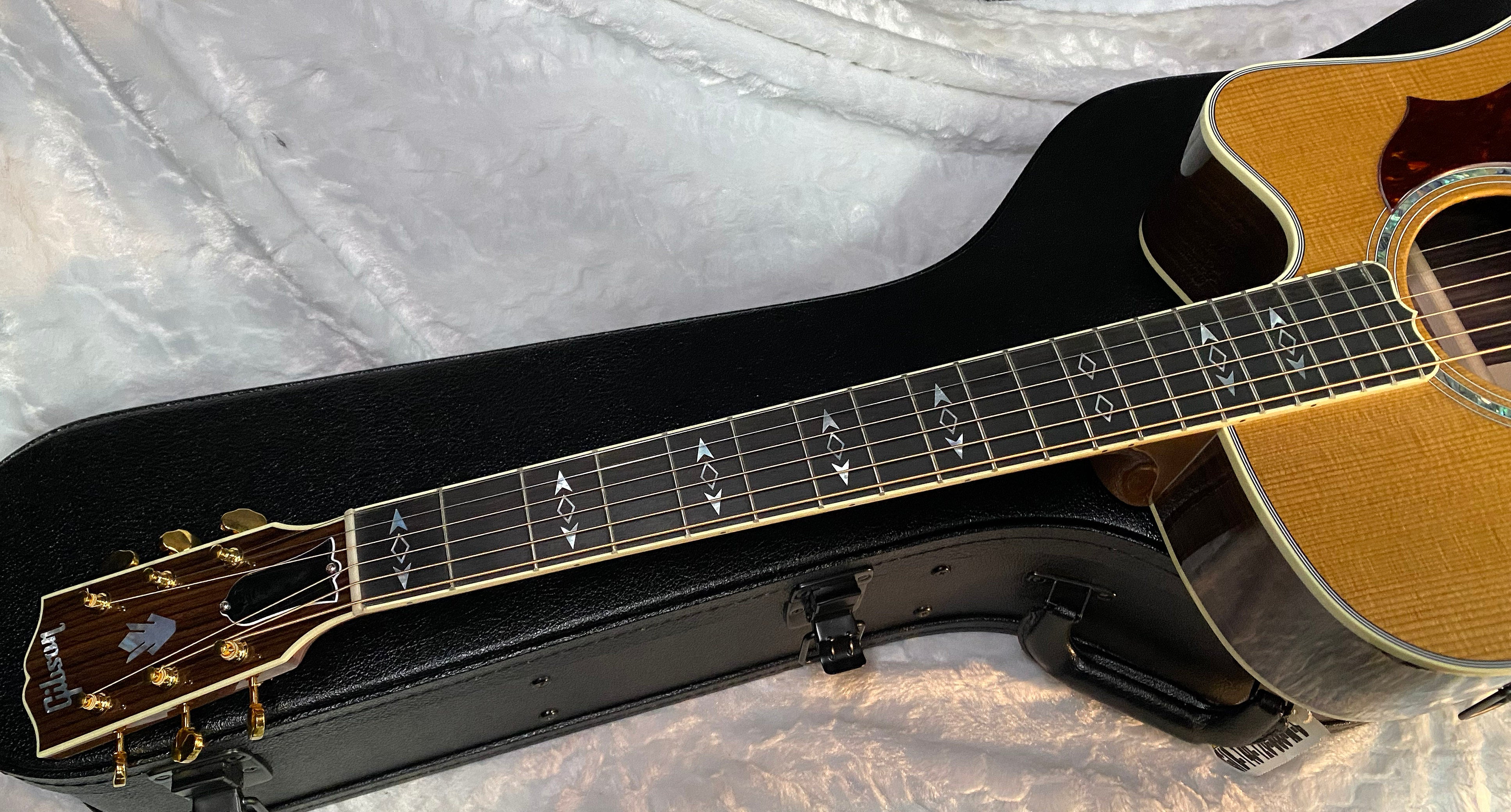 NEW! Gibson Acoustic Songwriter Recording Artist EC - Acoustic-Electric Guitar - 4.9 lbs - Antique Natural - Authorized Dealer - G06636