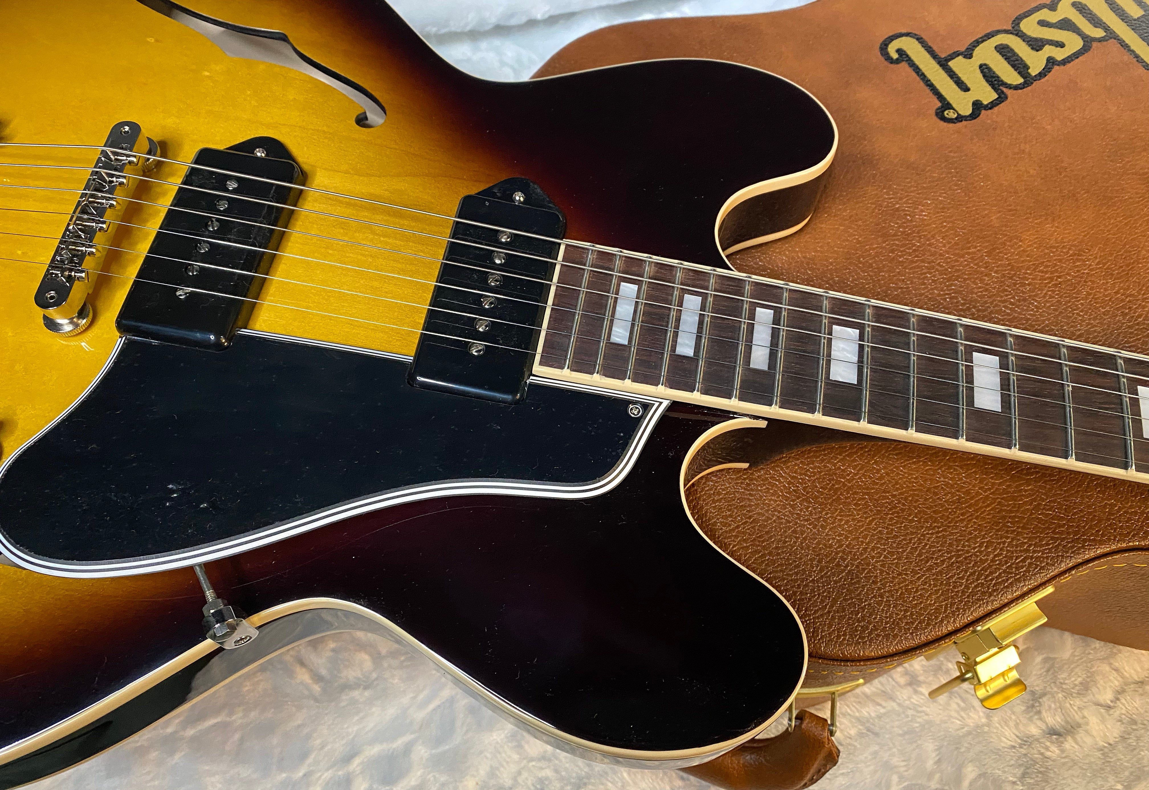 NEW ! Gibson ES-330 Hollowbody Electric Guitar - Tobacco Burst - Authorized Dealer - Only 6lbs! G05816