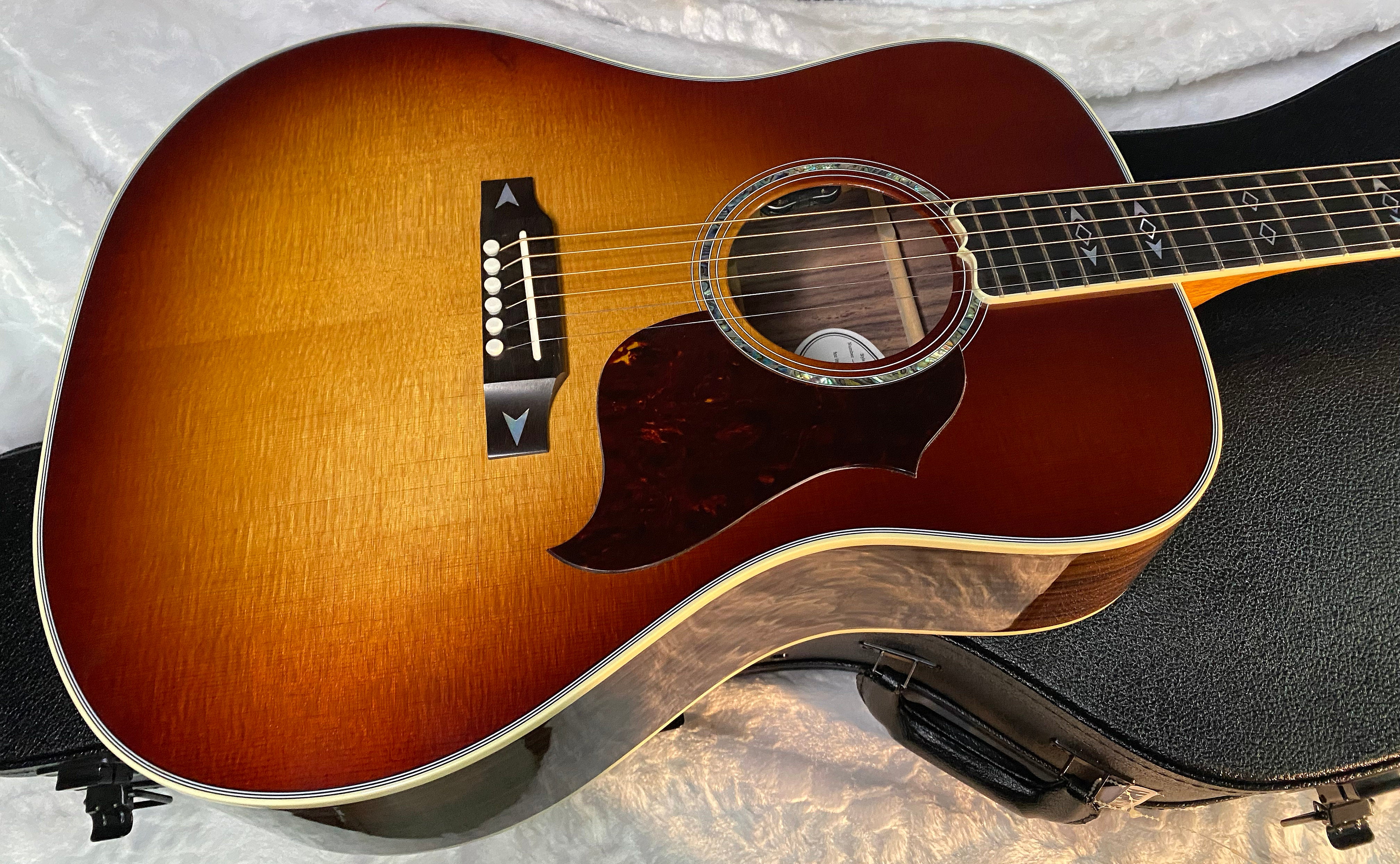 NEW! Gibson Acoustic Songwriter Recording Artist - Acoustic-Electric Guitar - 4.65lbs - Rosewood Burst - Authorized Dealer - G06634