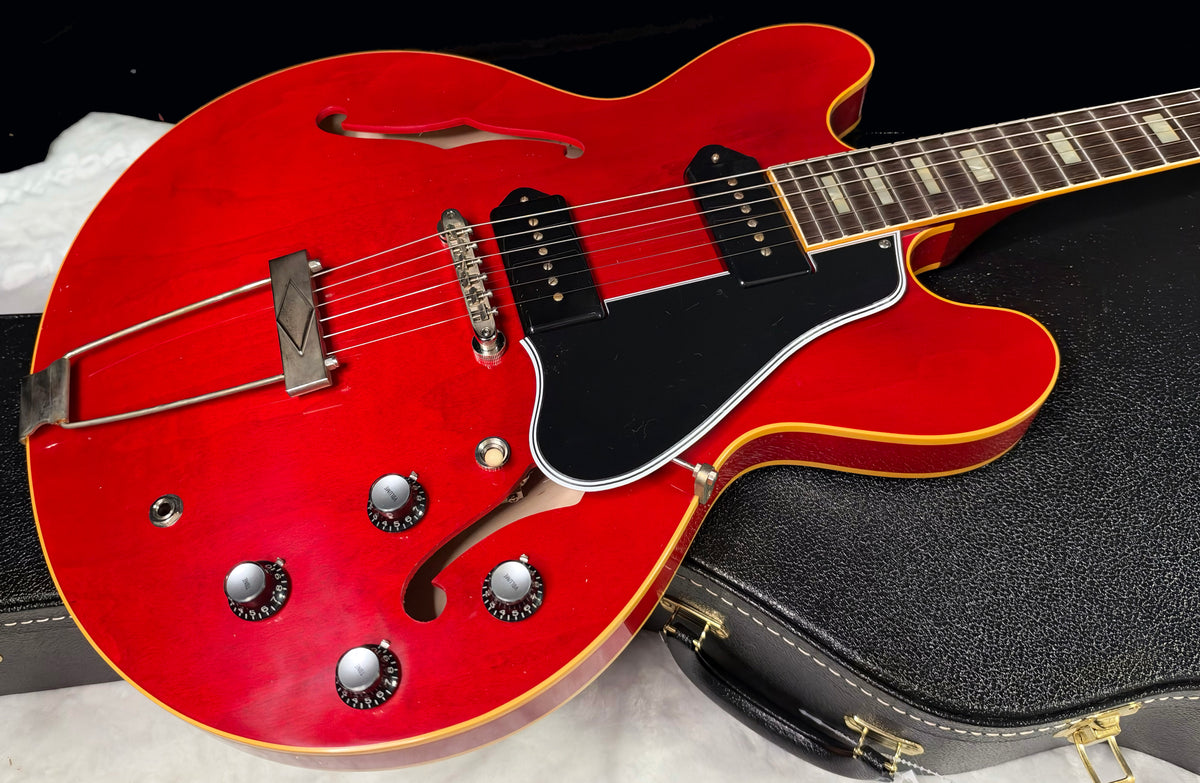 NEW! Gibson Custom Shop 1962 ES-330 Reissue Electric Guitar - '60s Cherry VOS - Authorized Dealer - Only 6.1lbs - In-Stock! G08033