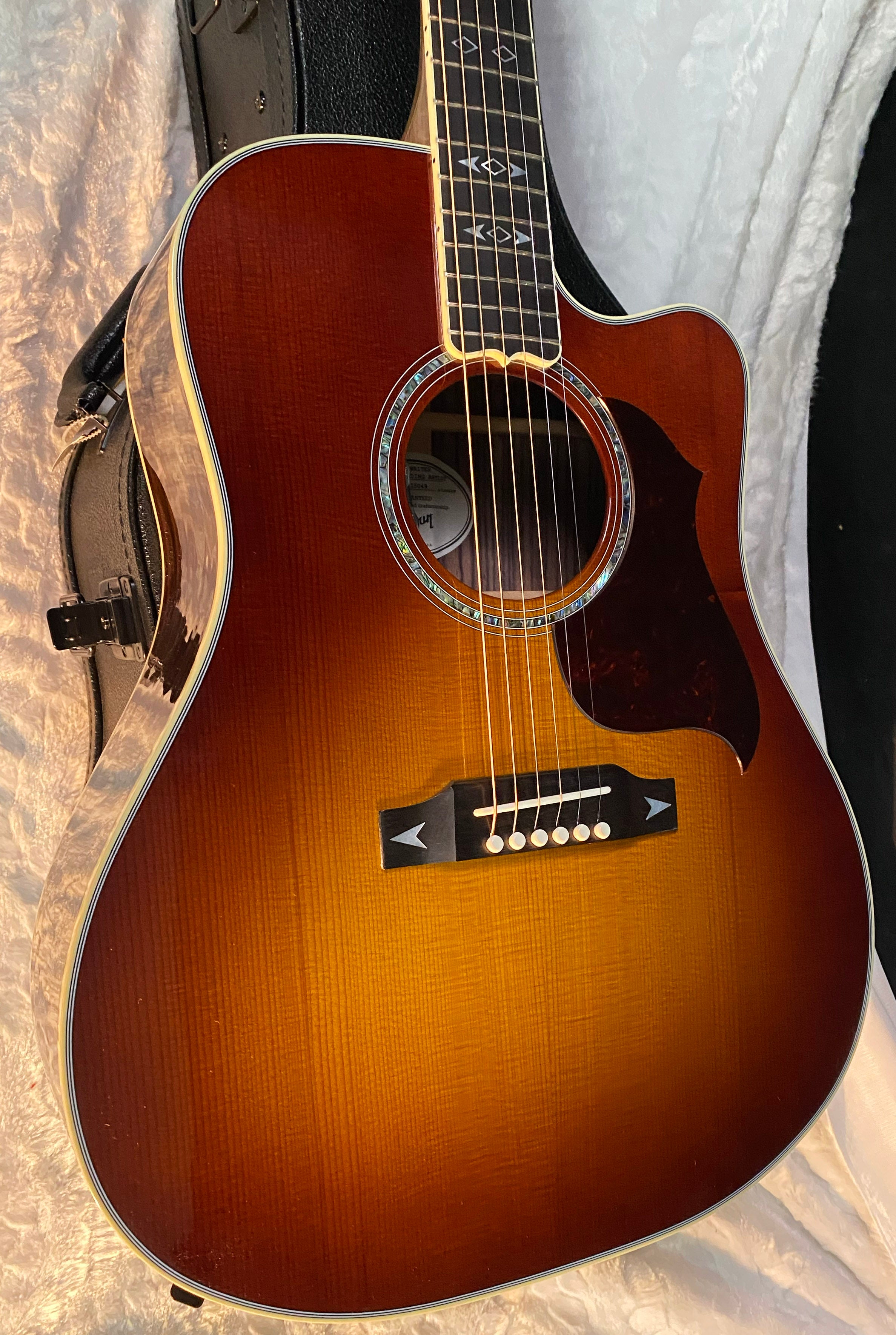 NEW! Gibson Acoustic Songwriter Recording Artist EC - Acoustic-Electric Guitar - 4.7 lbs - Rosewood Burst - Authorized Dealer - G06637