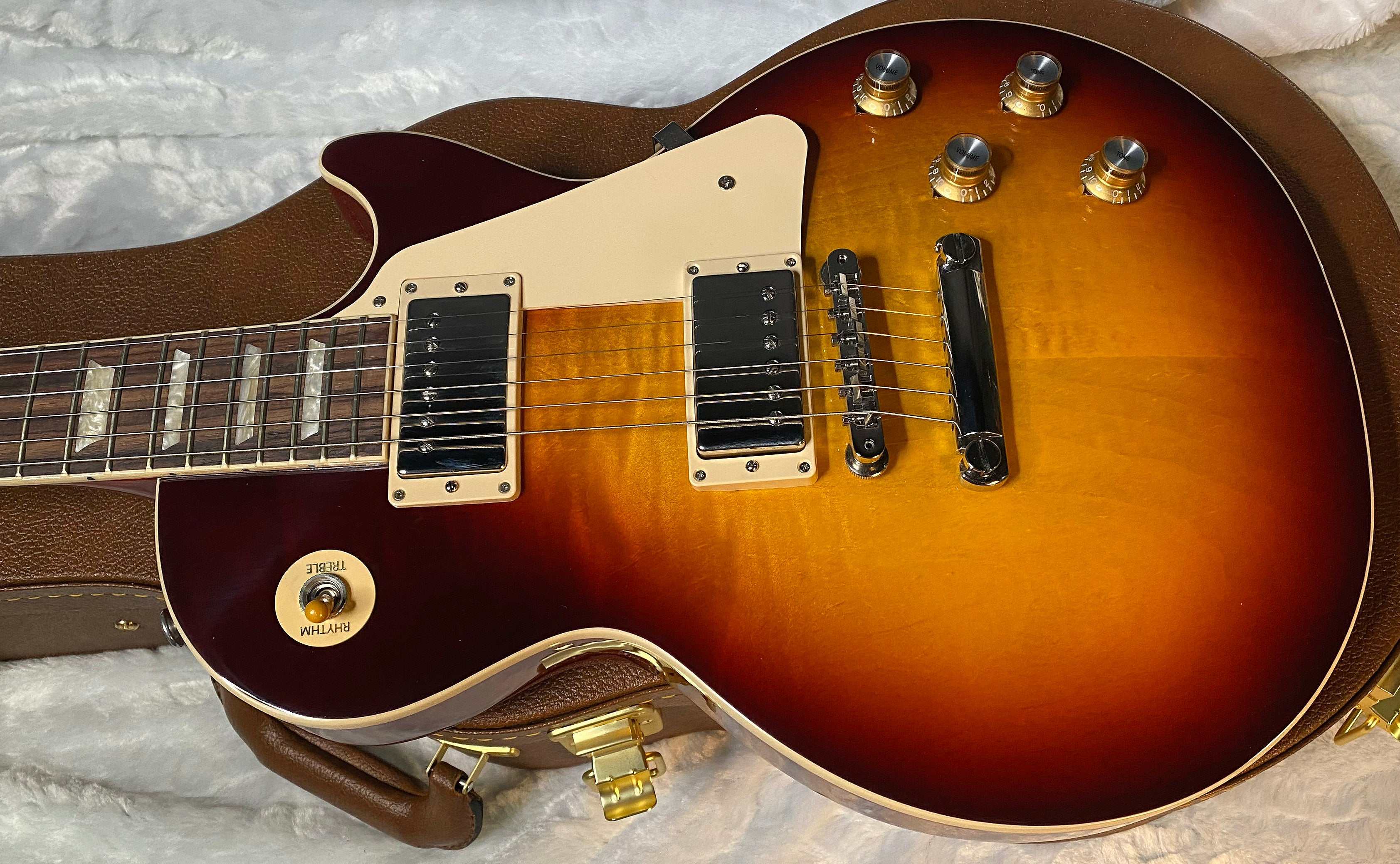 NEW! Gibson Les Paul Standard '60s Bourbon Burst - Authorized Dealer - 9.6 lbs - G05839