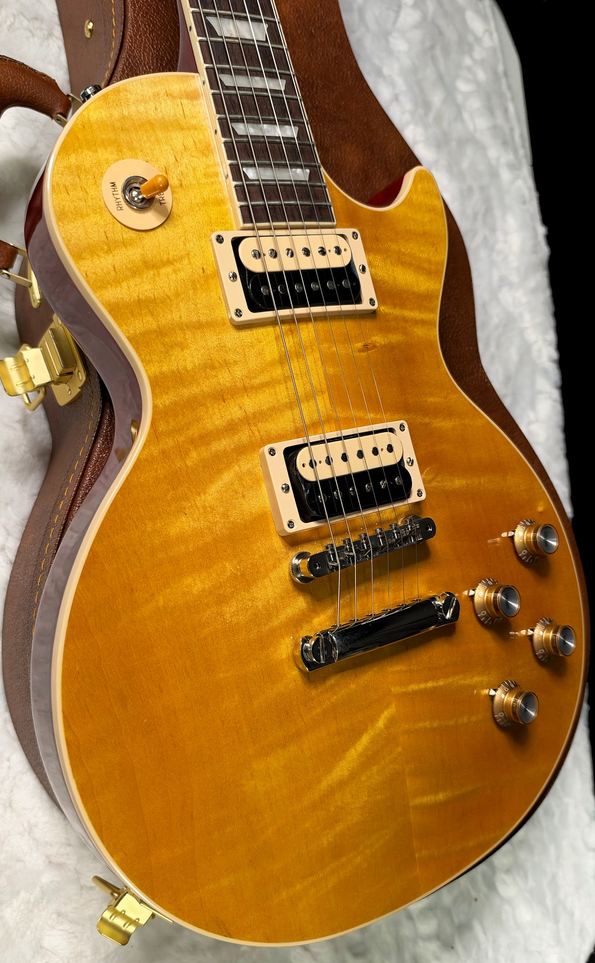NEW ! Gibson Les Paul Slash - Appetite Burst - Beautiful Monster Flame Top - Authorized Dealer - 9.4 lbs - G08044