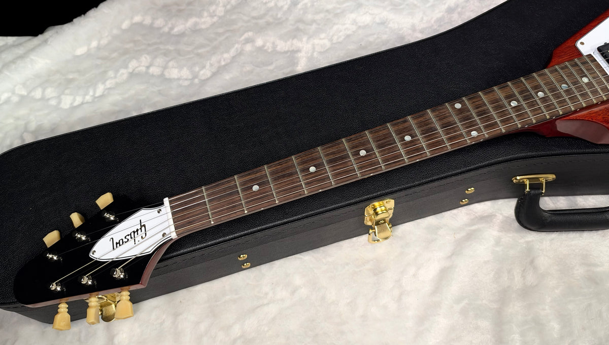 NEW! Gibson Custom 1971 Flying V Medallion Reissue Electric Guitar - Medallion Cherry - Authorized Dealer - Ultra RARE! Dealer Select - 6.4 lbs - G07912