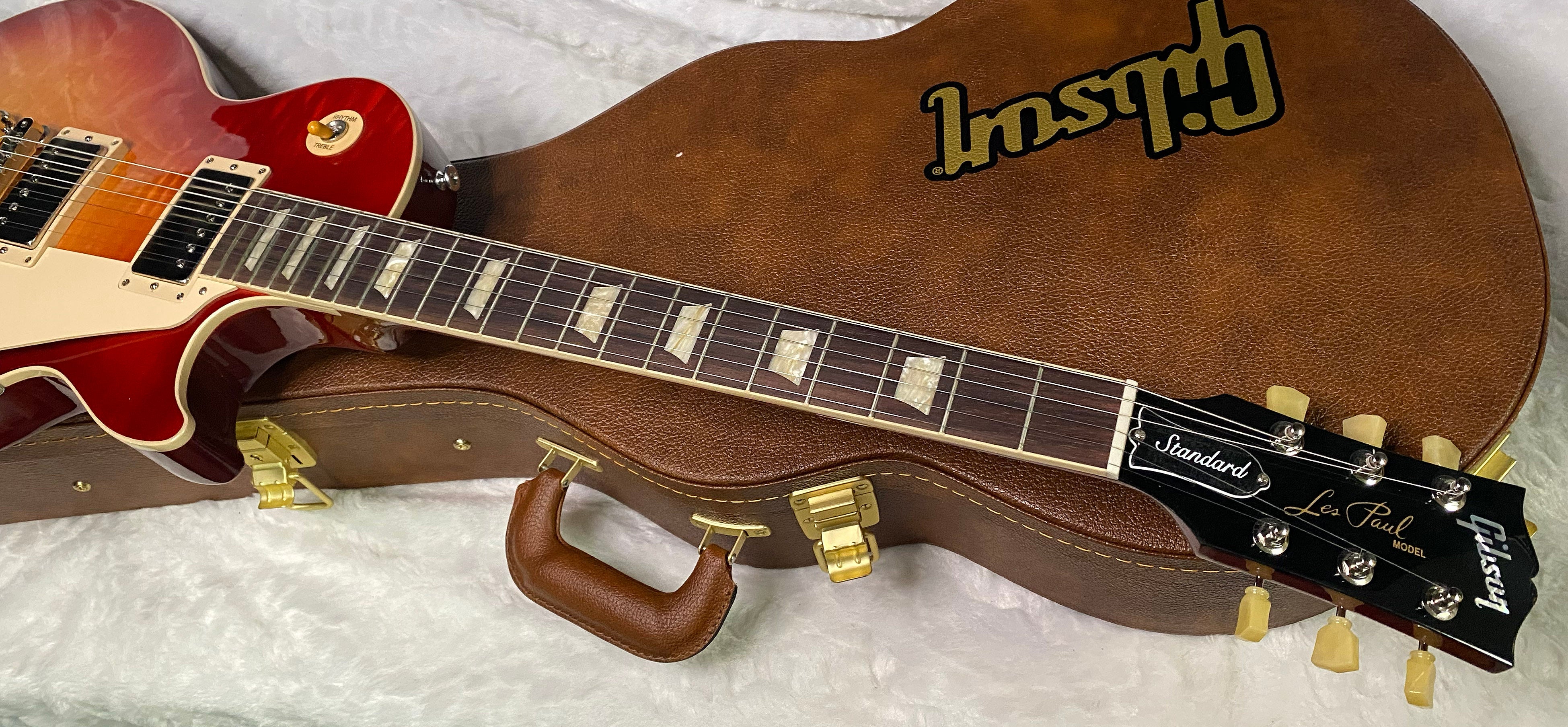 NEW ! Gibson Les Paul Standard '50s - Heritage Cherry Sunburst - Only 9 lbs - Authorized Dealer - G07257