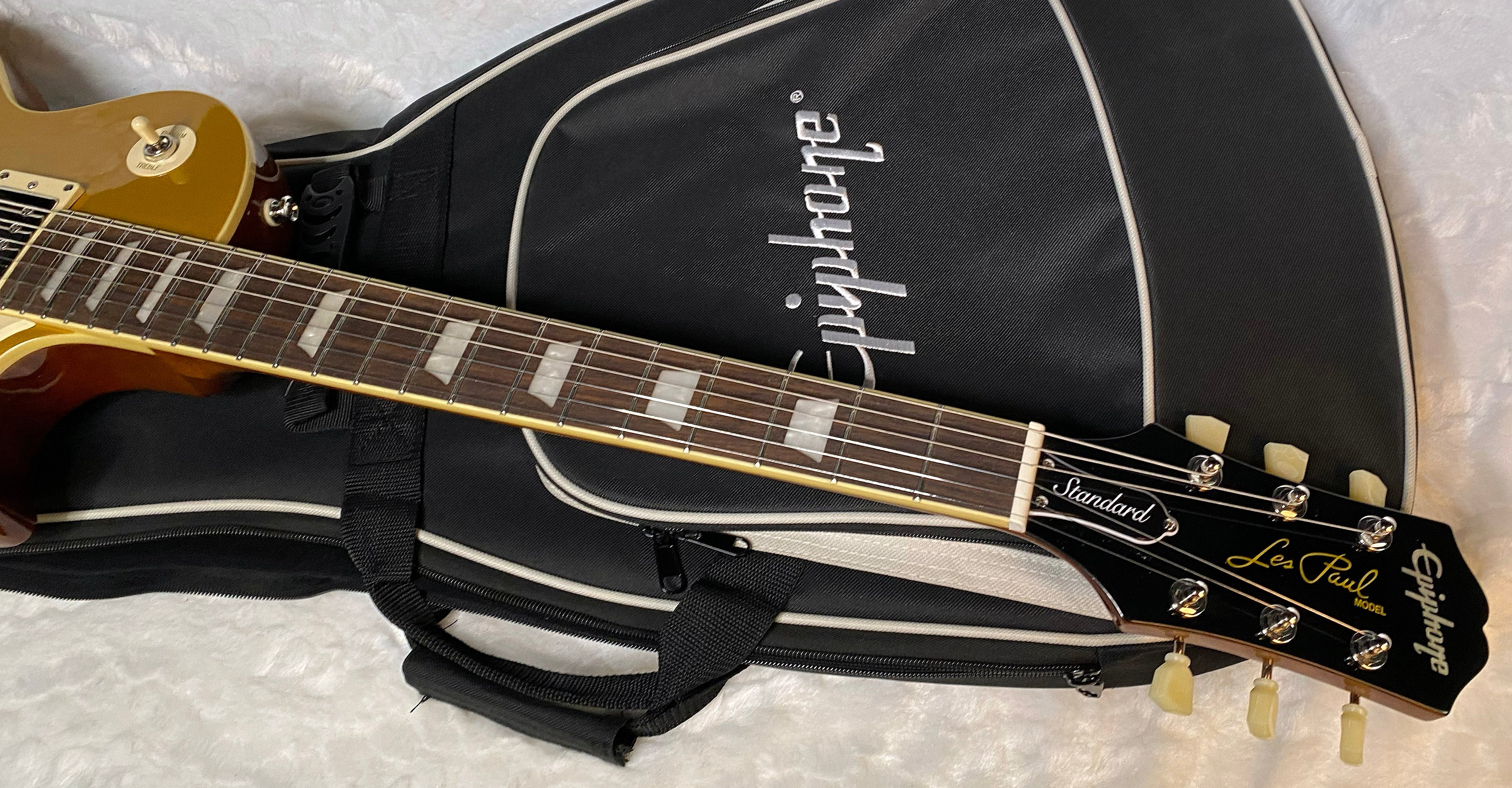NEW ! Epiphone Les Paul Standard '50s - Gold Top - Authorized Dealer - Gig Bag - 9 lbs - G05177