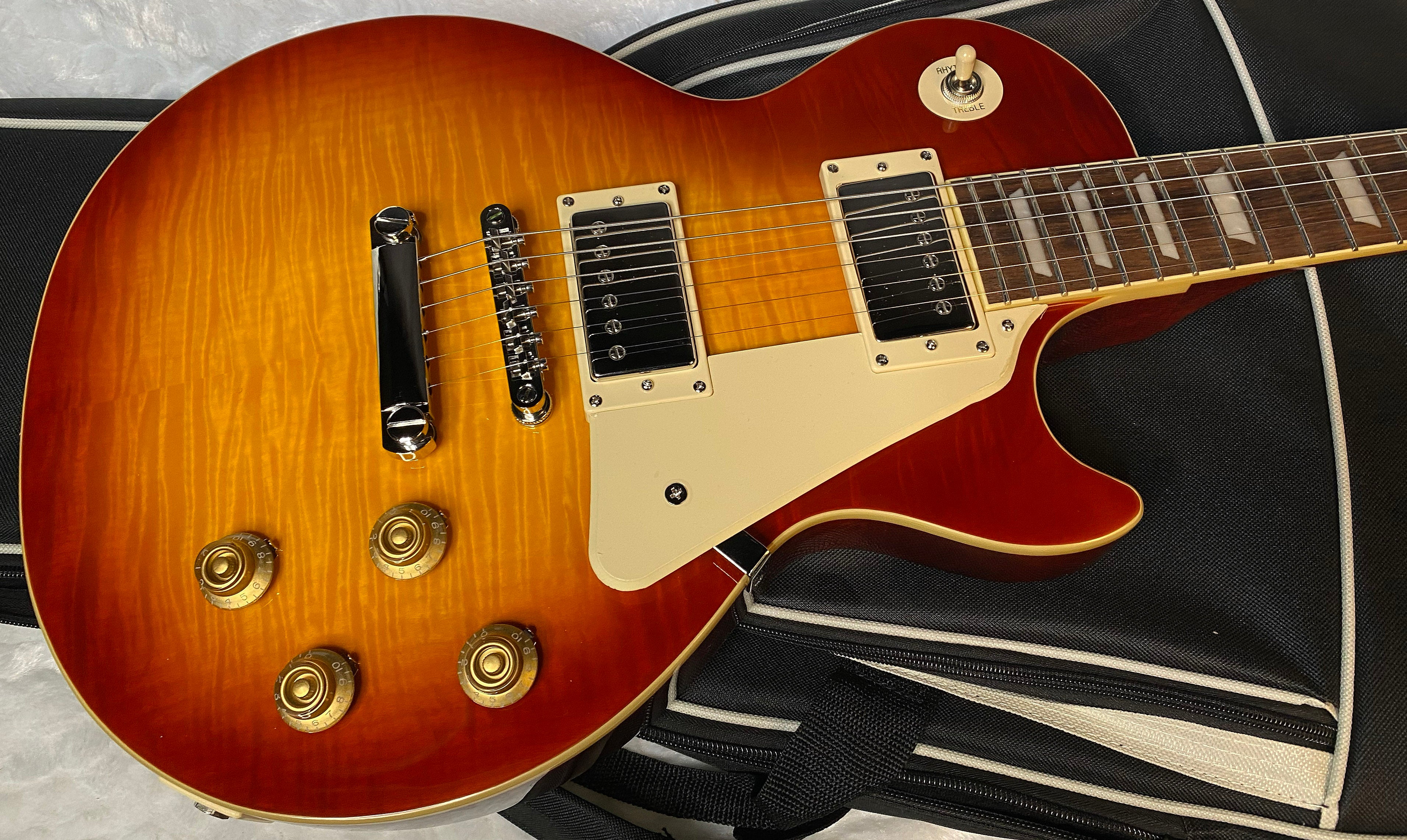 Epiphone Les Paul Standard '50s Electric Guitar - Washed Cherry Sunburst - Beautiful Flame - Only 8.7lbs - Gig Bag - Authorize Dealer - G05178