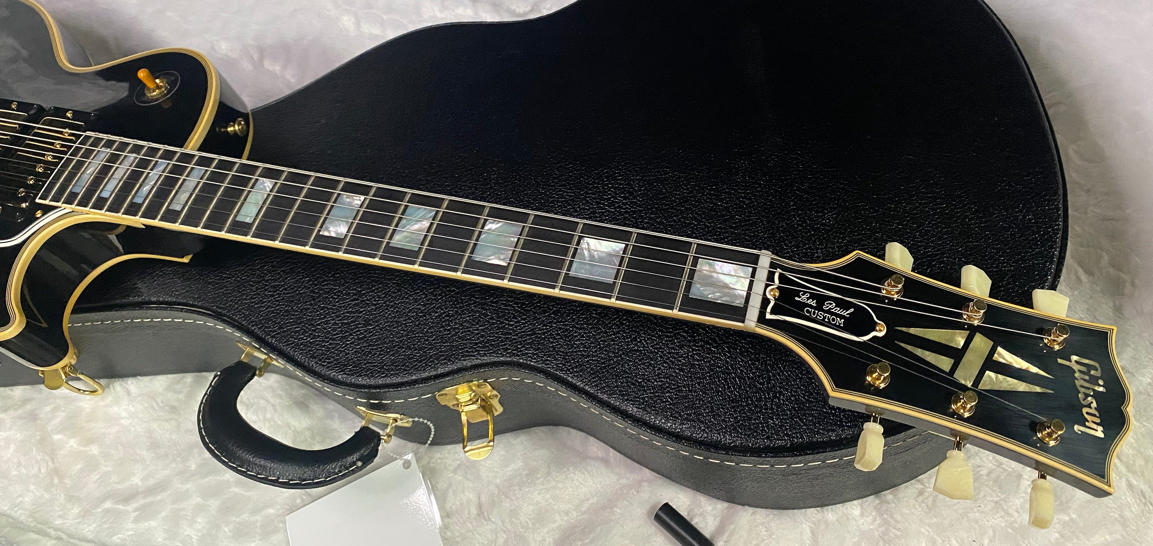 NEW! Gibson Les Paul Custom 3 Pick-UP 1957 Reissue VOS Custom Shop Authorized Dealer Bigsby - Only 9.5lbs - G07269