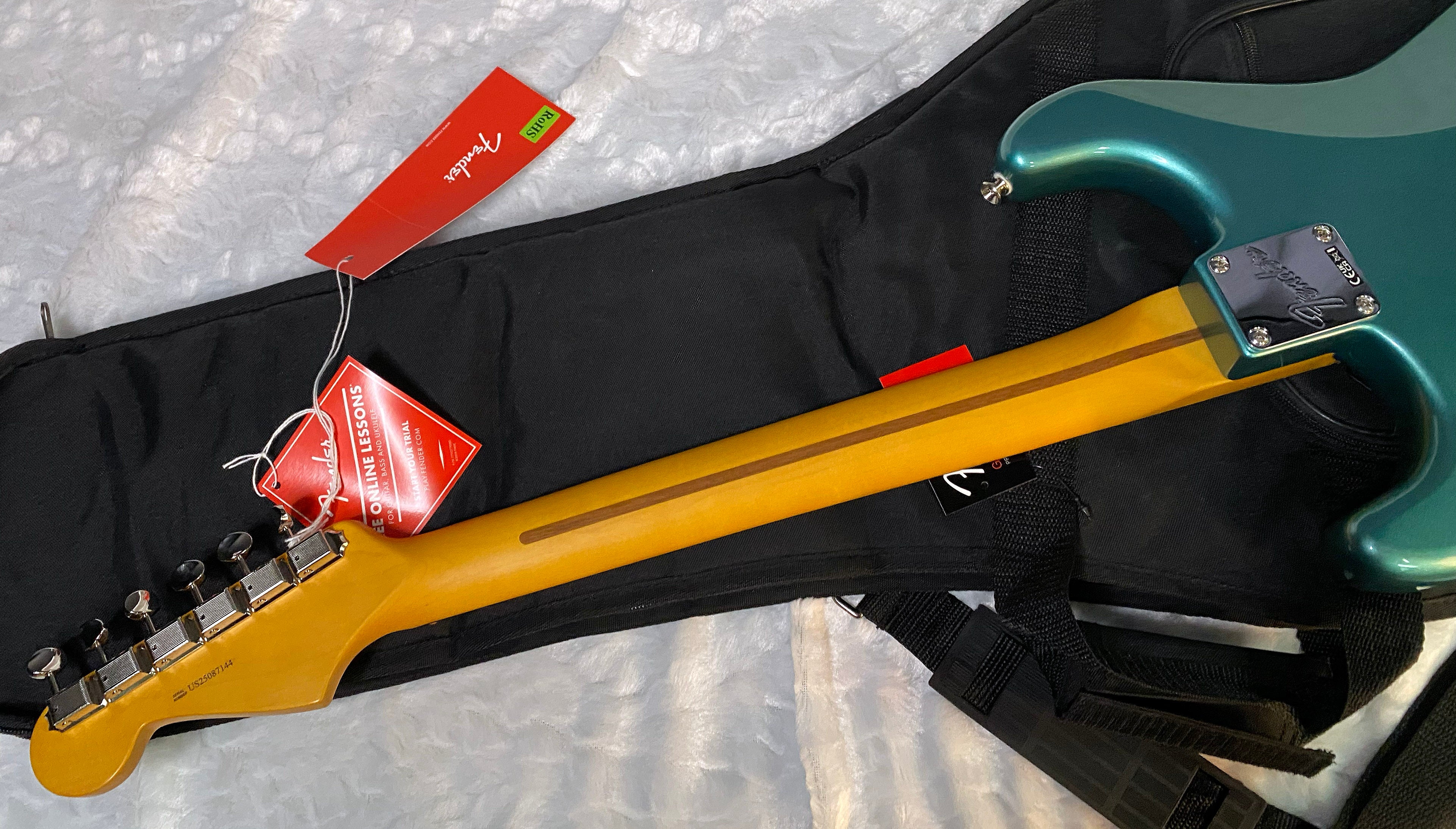 NEW ! Fender American Professional Classic Stratocaster - Faded Sherwood Green Metallic - 7.5lbs - Authorized Dealer - G05772