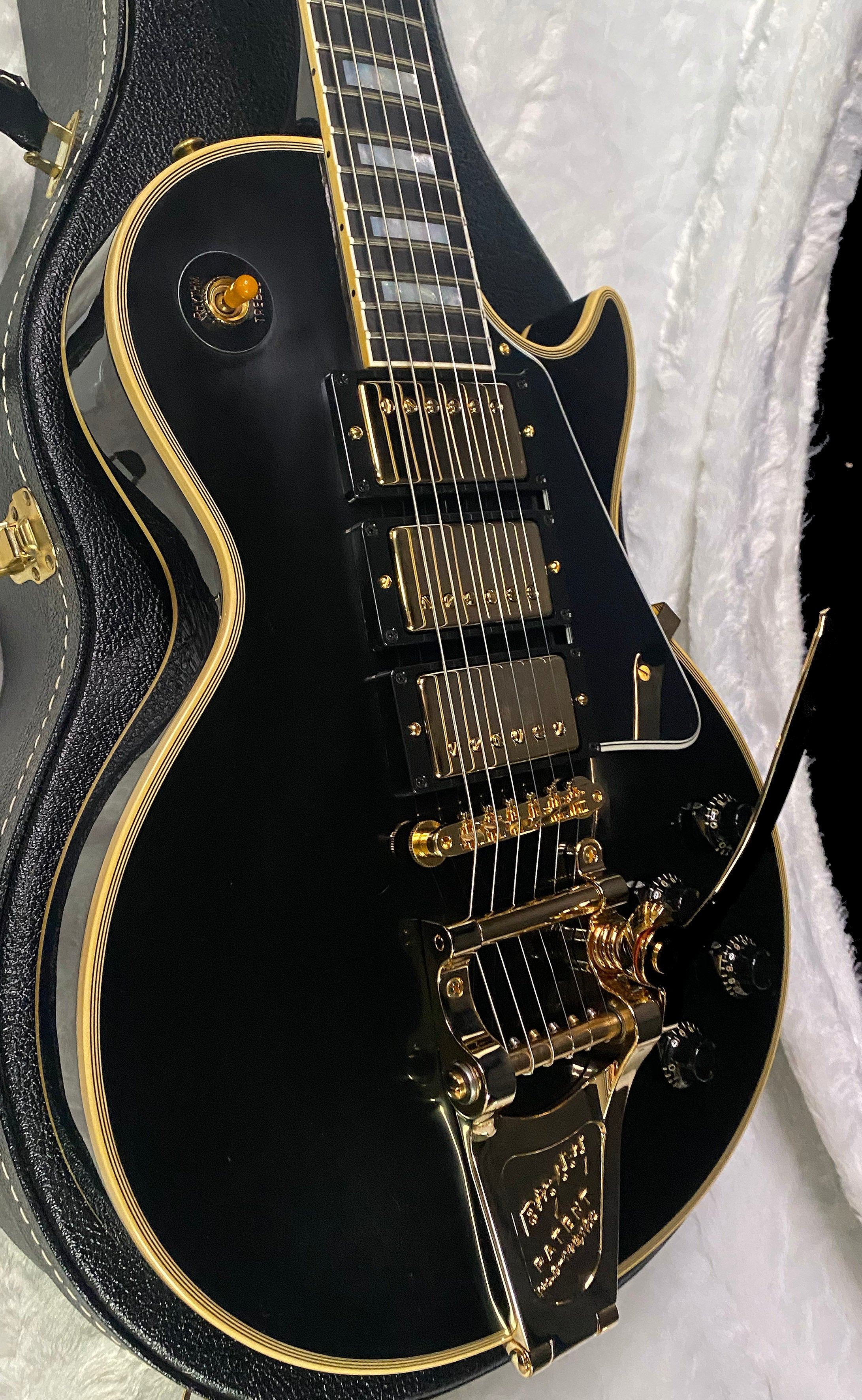 NEW! Gibson Les Paul Custom 3 Pick-UP 1957 Reissue VOS Custom Shop Authorized Dealer Bigsby - Only 9.5lbs - G07269