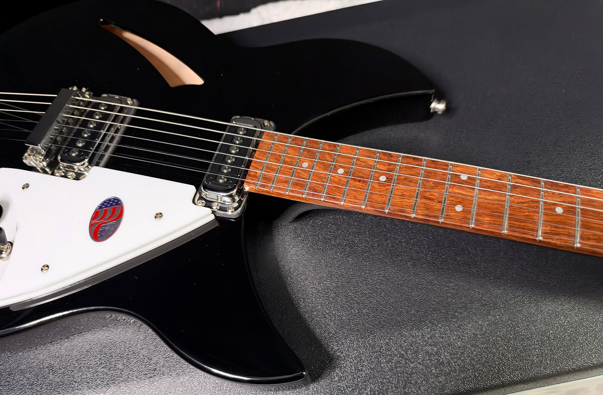 NEW! Rickenbacker 330 Jet Glo JG Jetglo - Semi Hollow Electric Guitar - Authorized Dealer - 7.6 lbs - G08054