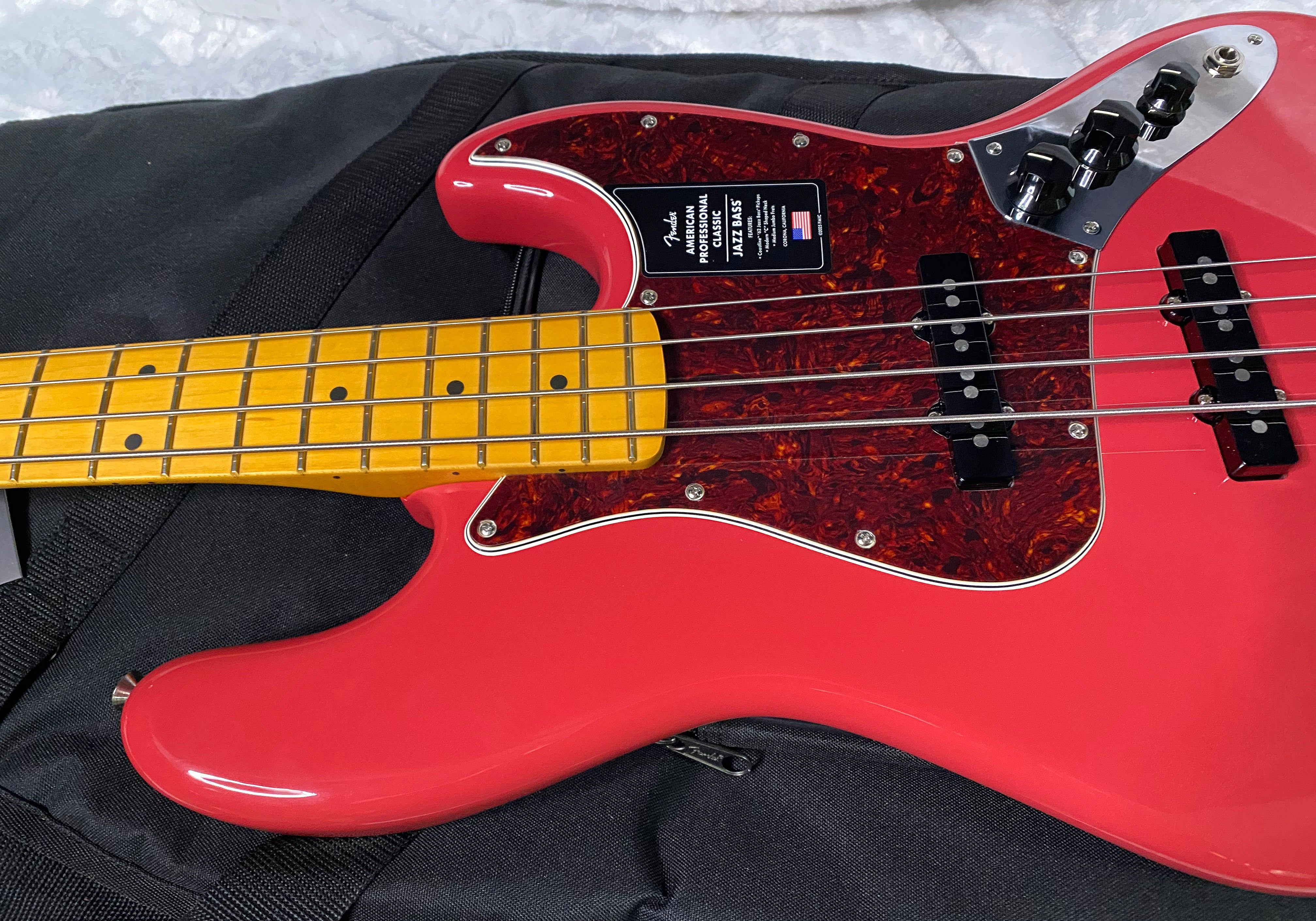 NEW ! Fender American Professional Classic Jazz Bass - Faded Dakota Red - Authorized Dealer - In-Stock! G05760