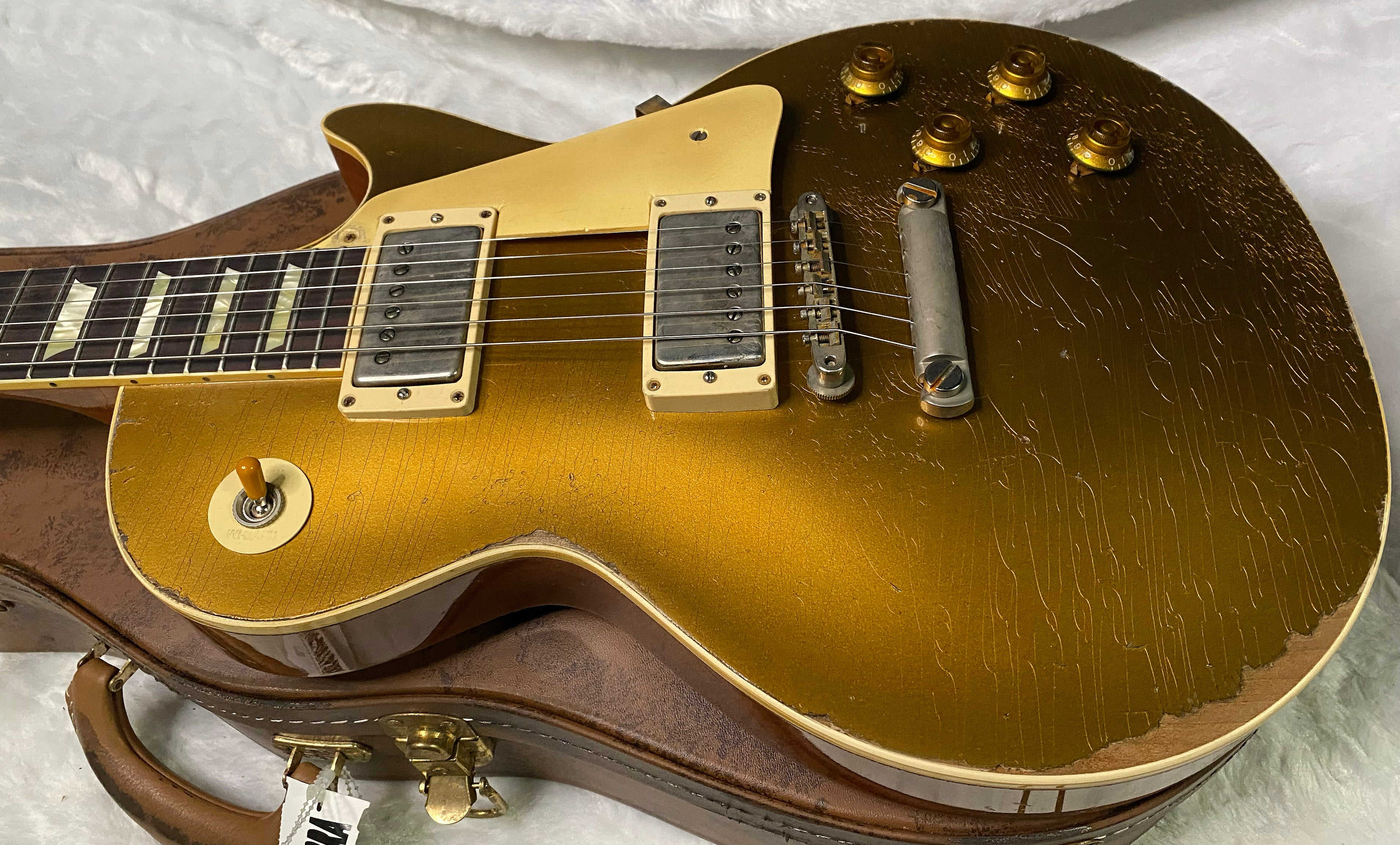 NEW! Gibson Custom Shop '57 Les Paul Gold Top Reissue Ultra Heavy Murphy Lab - Authorized Dealer - 8.8 lbs! - G07284