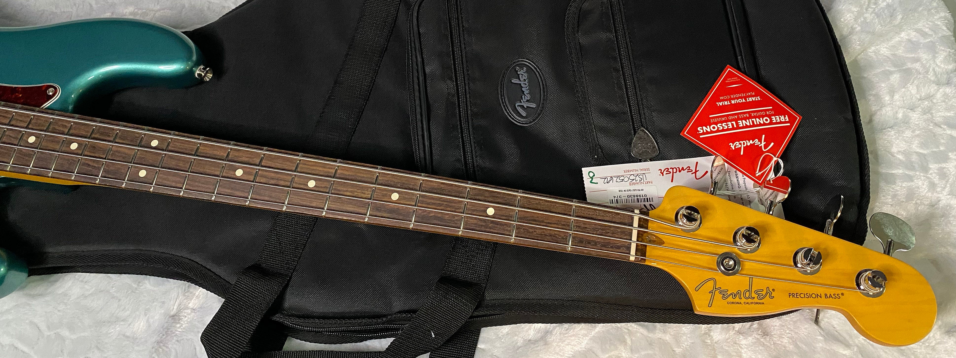 NEW ! Fender American Professional Classic Precision Bass Faded Sherwood Green Metallic - 8.9lbs - Authorized Dealer - G05762