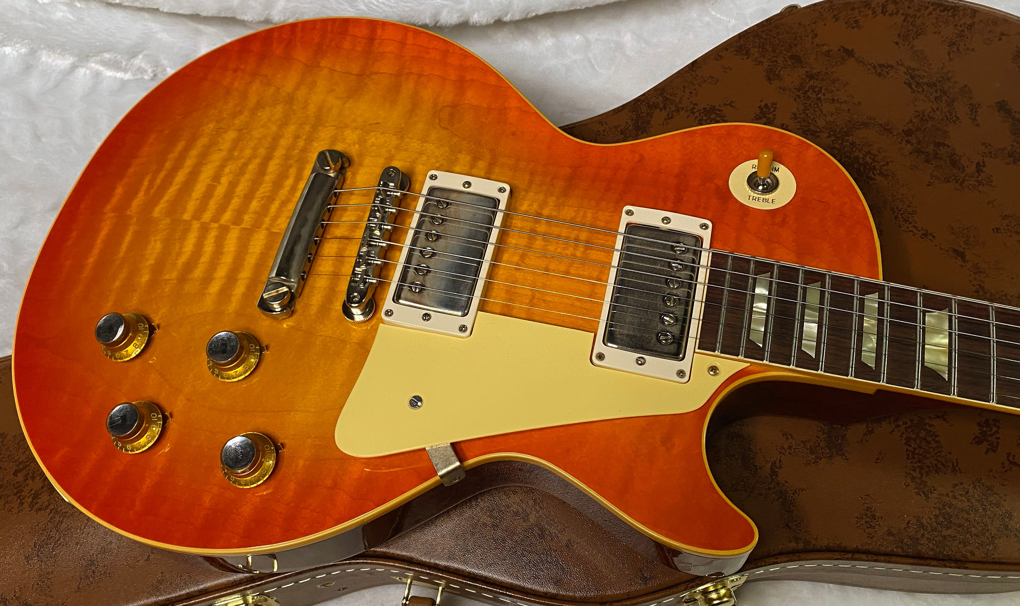 NEW! Gibson Custom 1960 Les Paul Standard Reissue VOS - Tangerine Burst - Authorized Dealer - ONLY 8.6 lbs - G07282