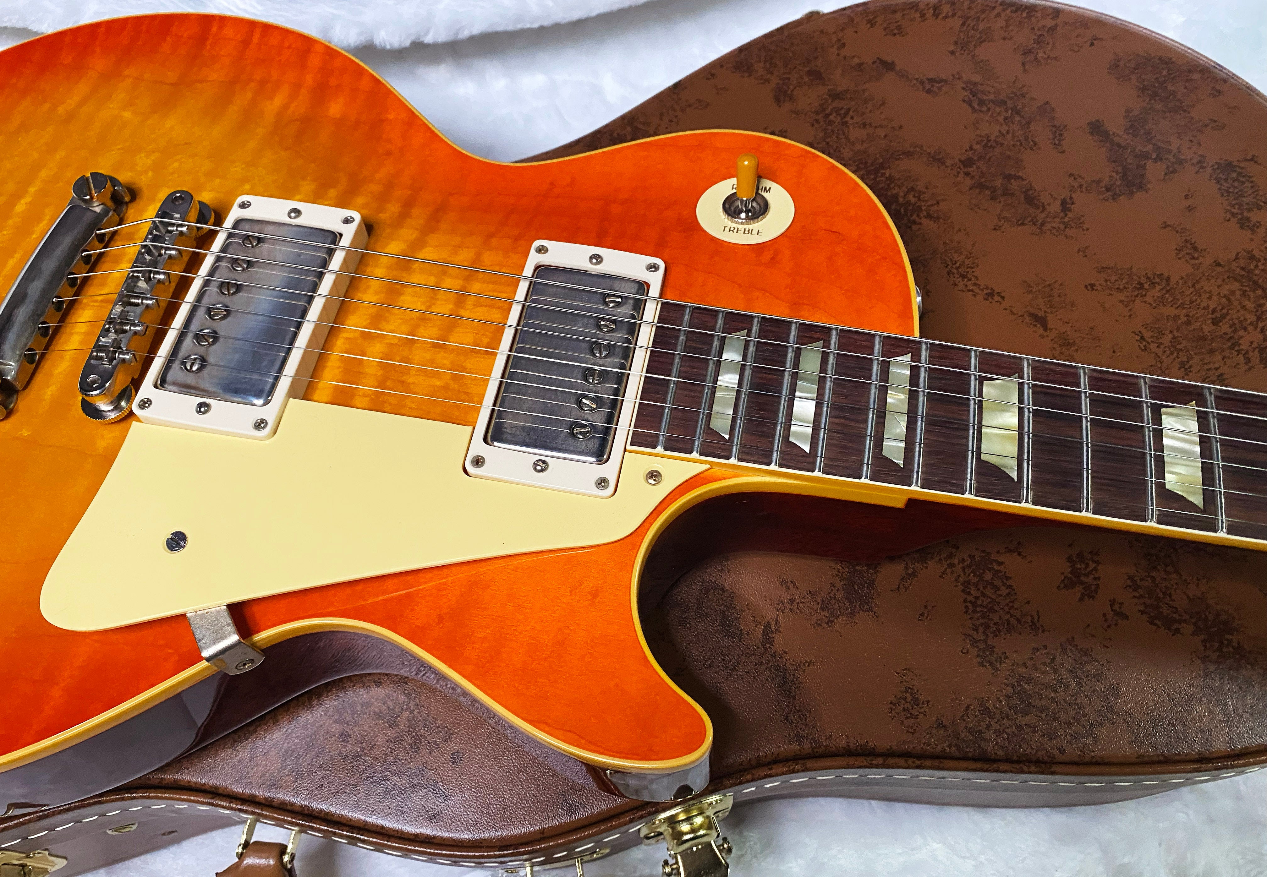 NEW! Gibson Custom 1960 Les Paul Standard Reissue VOS - Tangerine Burst - Authorized Dealer - ONLY 8.6 lbs - G07282