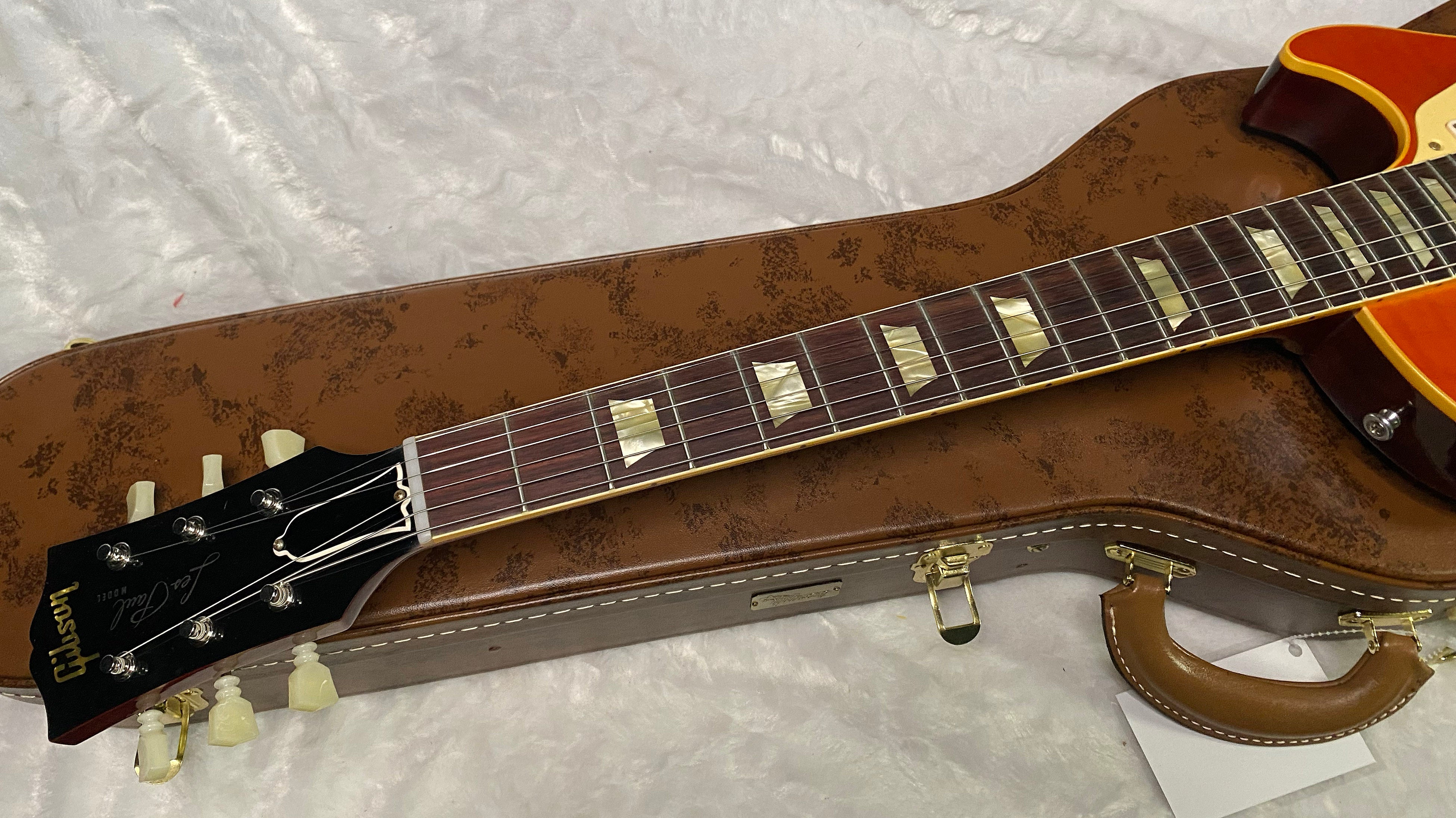 NEW! Gibson Custom 1960 Les Paul Standard Reissue VOS - Tangerine Burst - Authorized Dealer - ONLY 8.6 lbs - G07282
