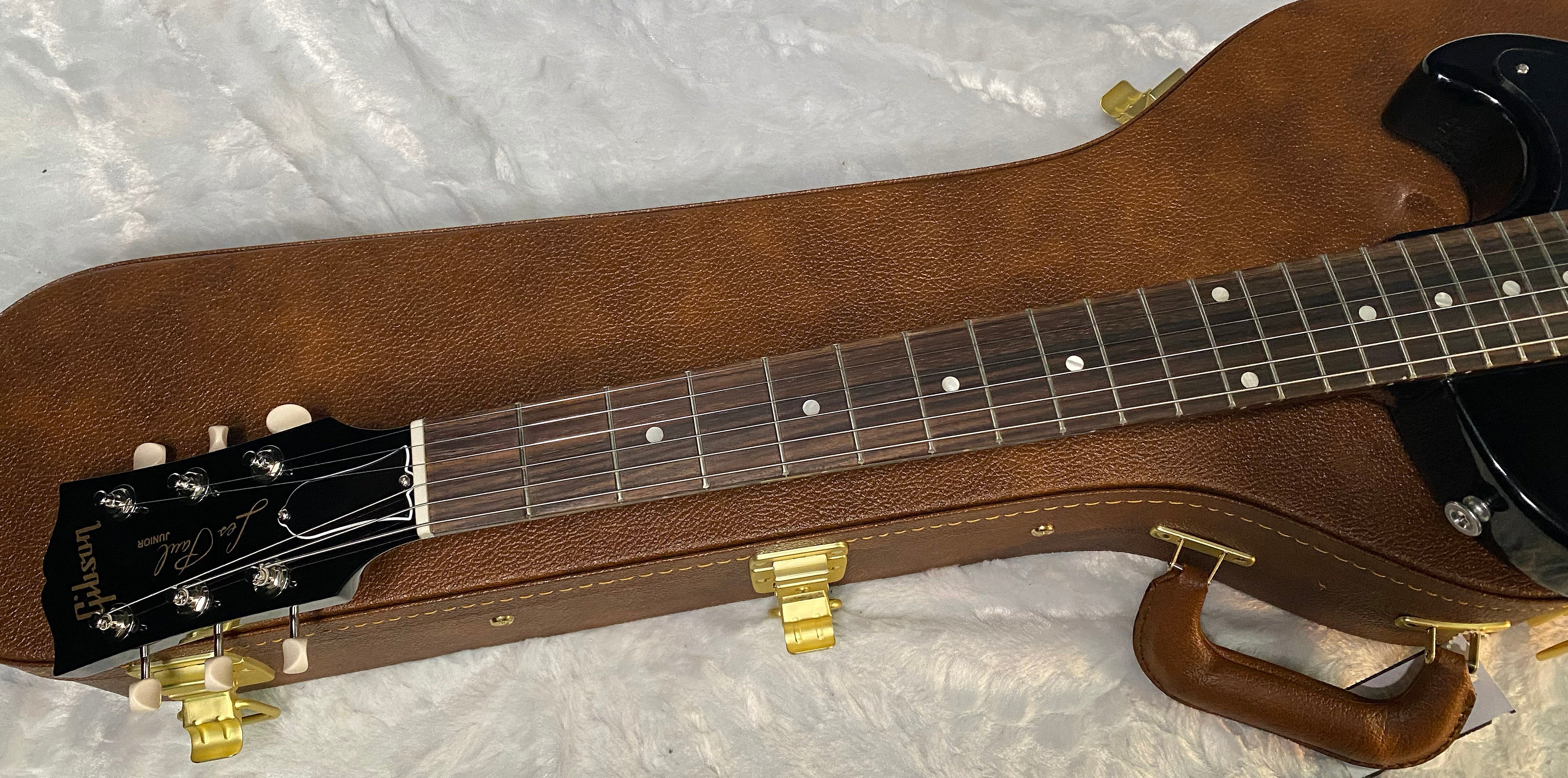 NEW ! Gibson Les Paul Junior - Vintage Sunburst - Authorized Dealer - Only 6.5 lbs - G06668