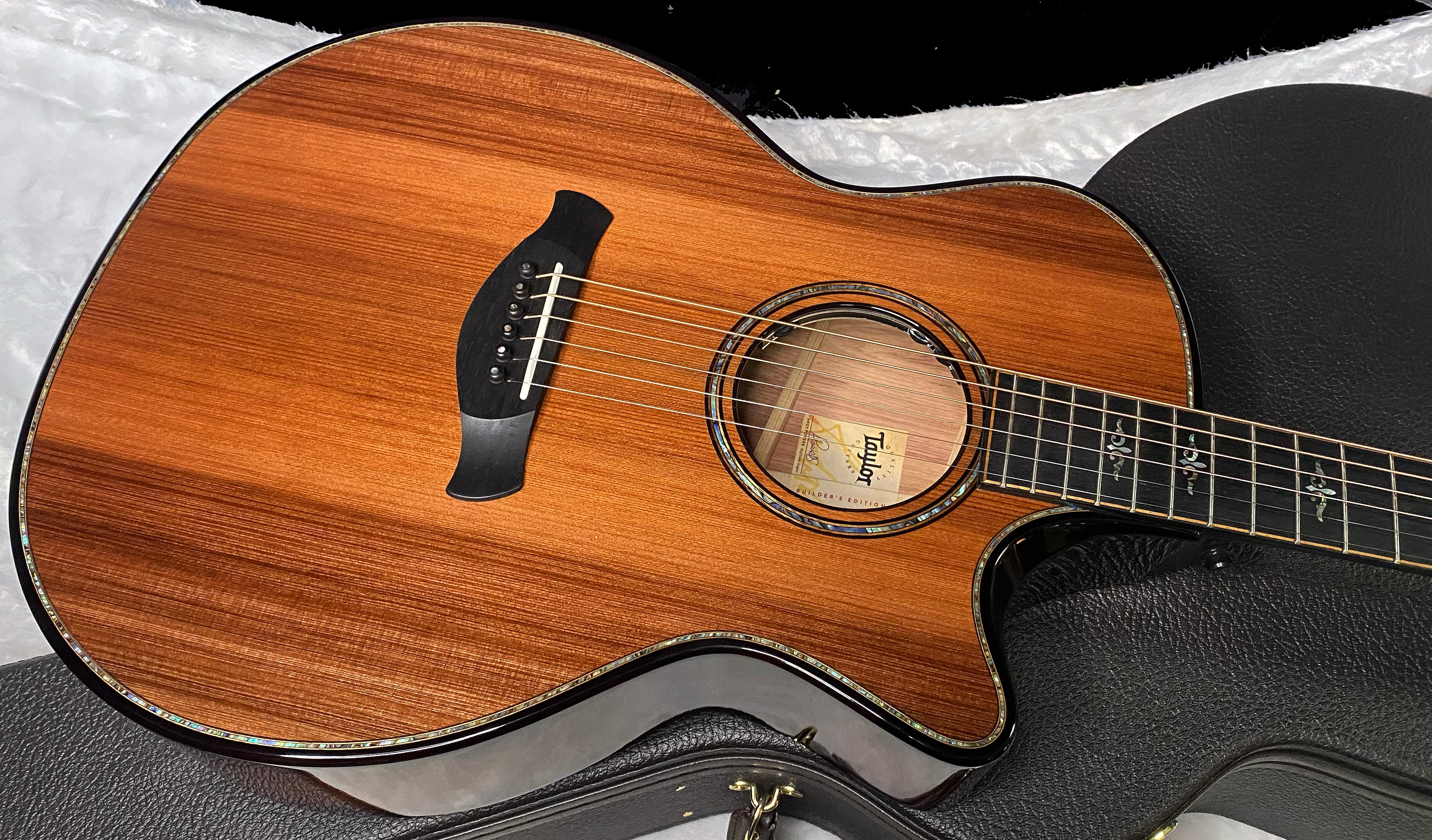 NEW! Taylor 914ce Builder's Edition Acoustic-Electric Guitar - Redwood - Authorized Dealer - 5.1 lbs - G07339