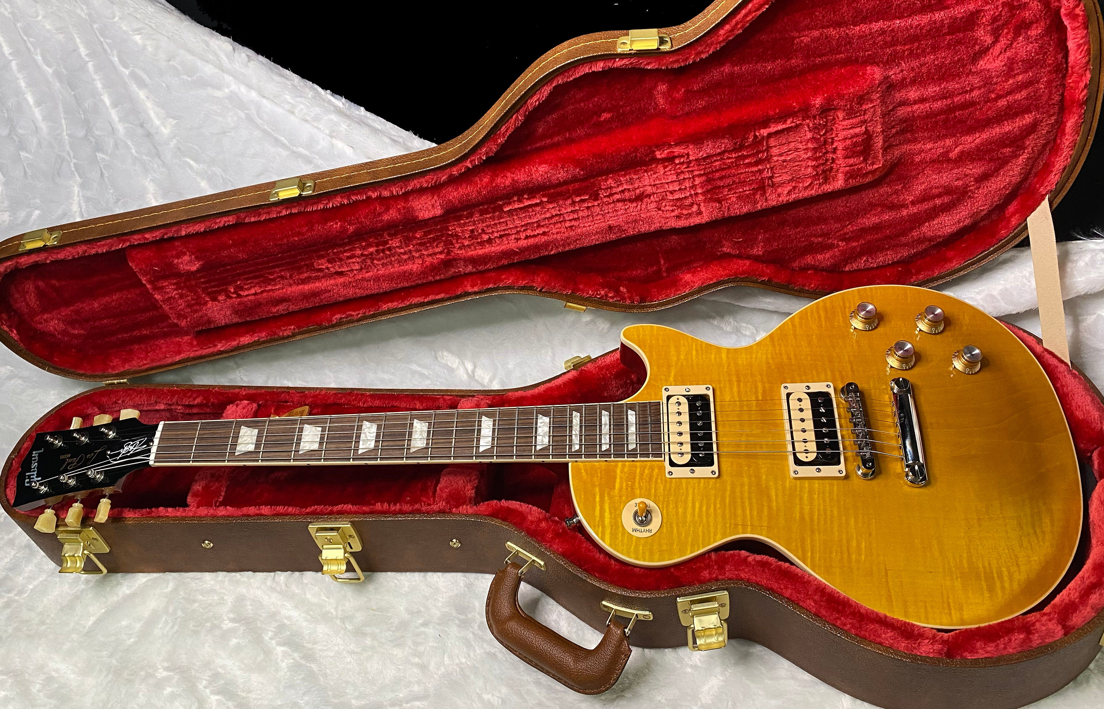 NEW ! Gibson Les Paul Slash - Appetite Burst - Beautiful Flame Top - Authorized Dealer - 9.7lbs - G07346