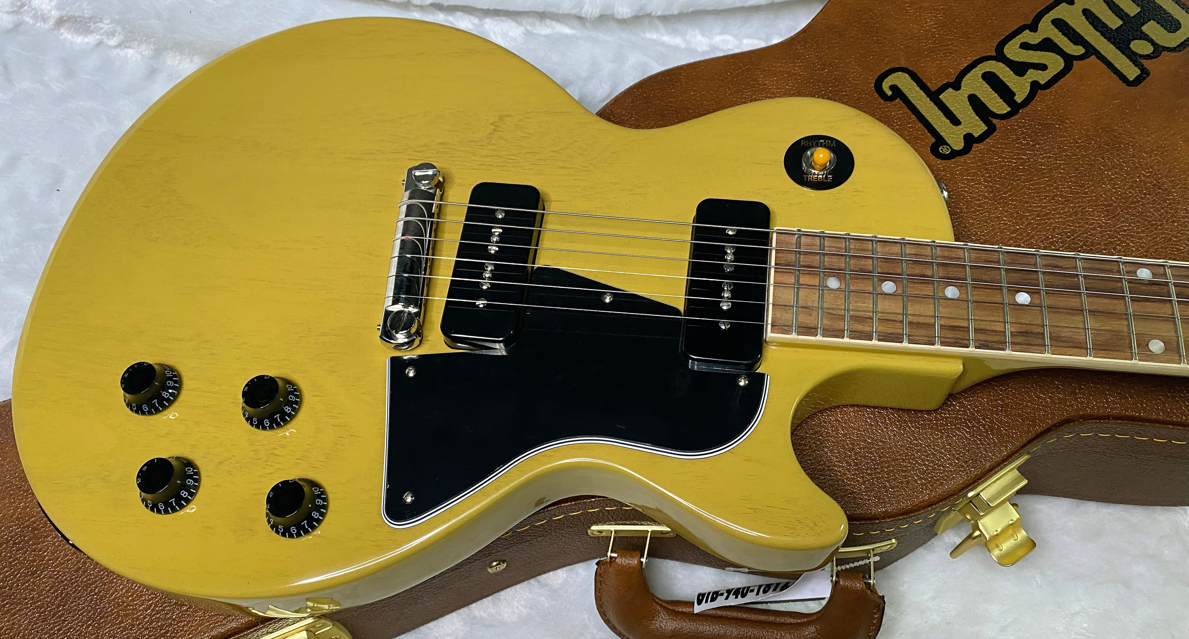 NEW ! Gibson Les Paul Special TV Yellow - 7.45 lbs - Authorized Dealer - G07345