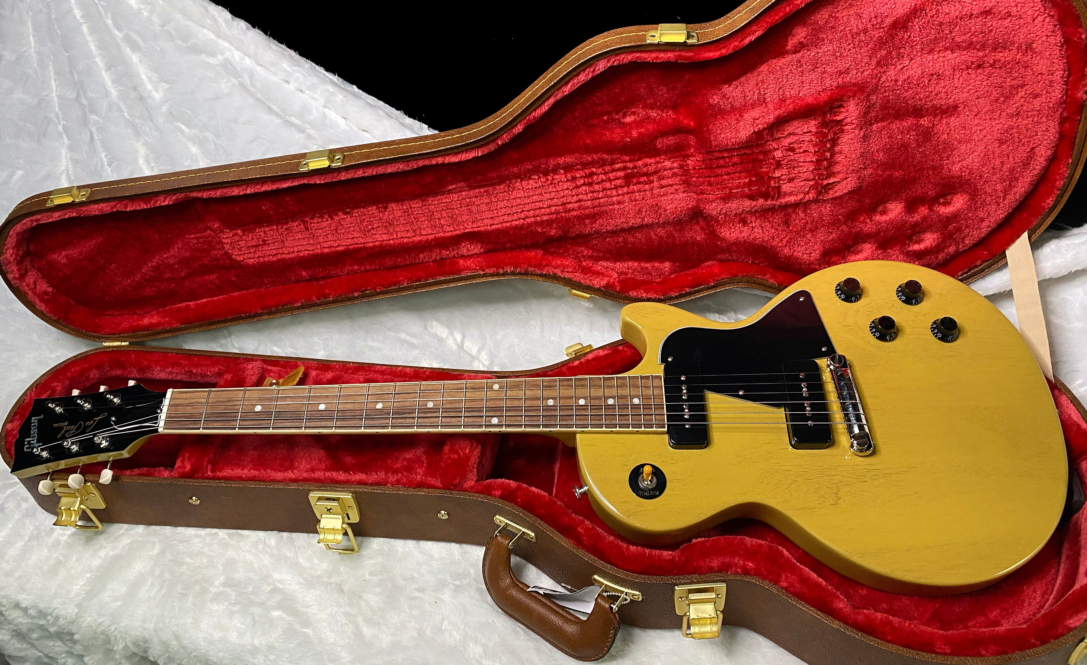 NEW ! Gibson Les Paul Special TV Yellow - 7.45 lbs - Authorized Dealer - G07345