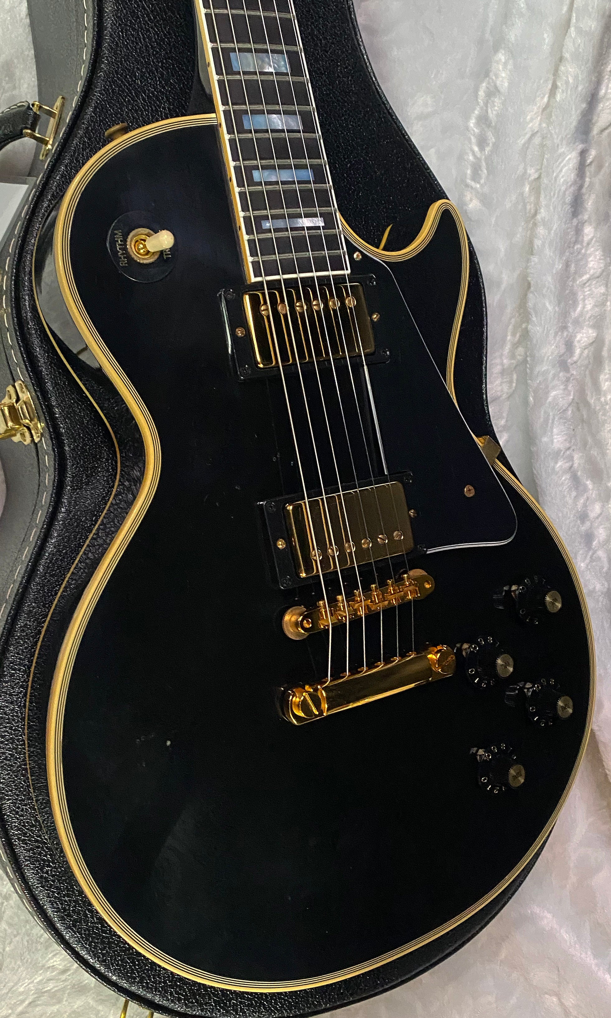 NEW! Gibson Custom Shop Murphy Lab '68 Les Paul Custom Reissue Ultra Light Aged Ebony Authorized Dealer - 9.6 lbs - G07313