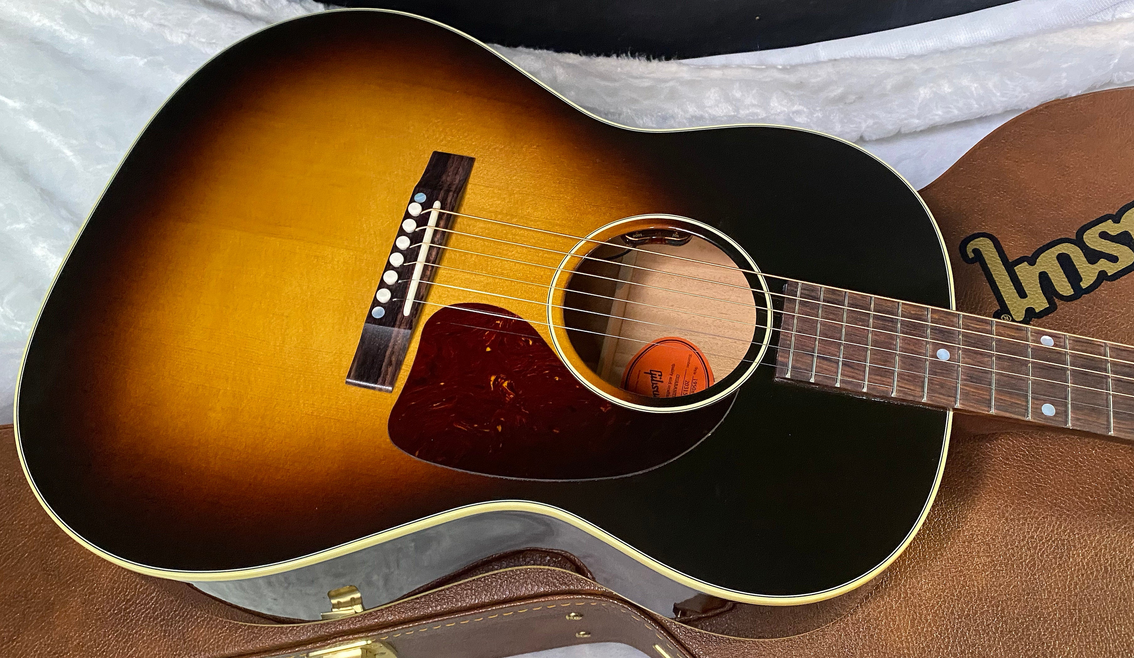 NEW ! Gibson Acoustic '50s LG-2 - Vintage Sunburst - Authorized Dealer - Only 3.8 lbs - G06686