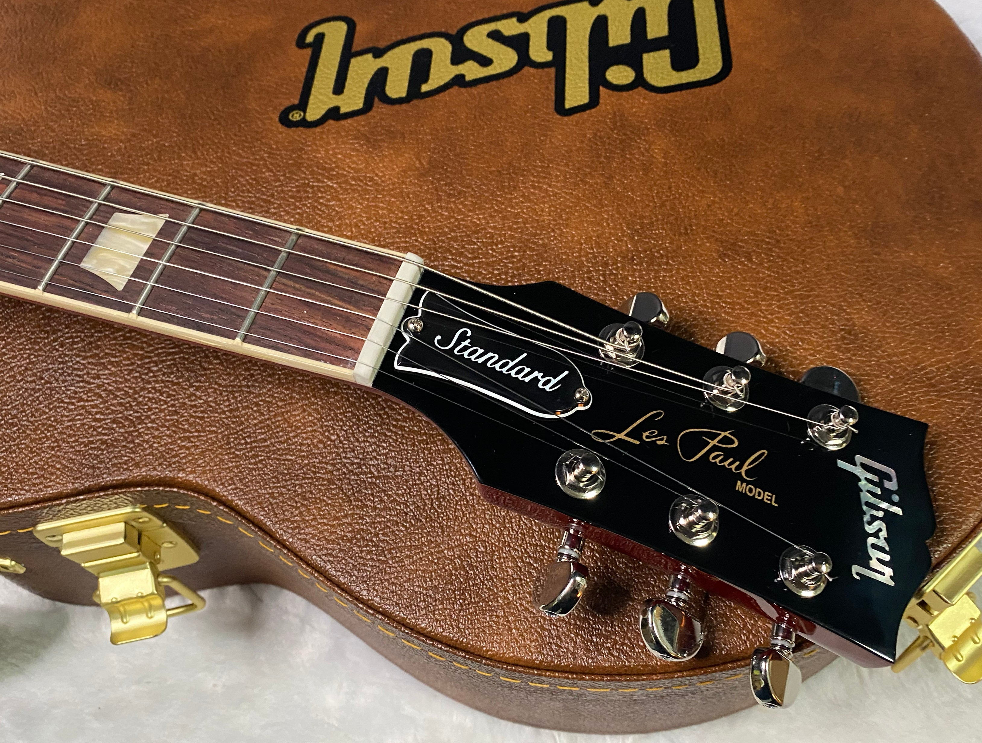 NEW! Gibson Les Paul Standard '60s Bourbon Burst - Curly Flame Maple Top - Authorized Dealer - Only 8.7 lbs - G07300