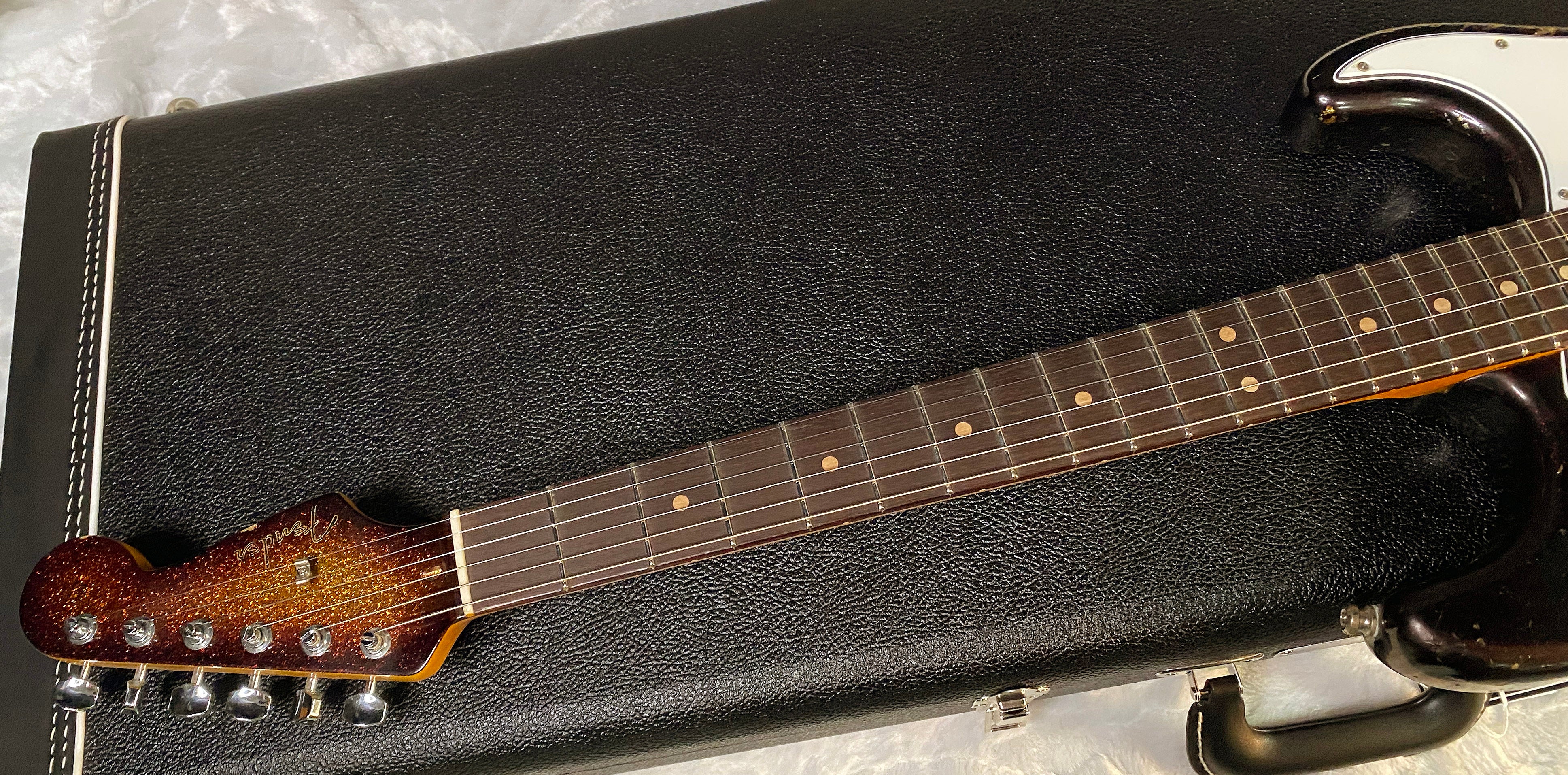 NEW! Fender Custom Shop Custom Deluxe Stratocaster Heavy Relic - Ash Body - 3-Tone Sunburst Sparkle - Matching Peg Head - Authorized Dealer - 7.9 lbs - G05871