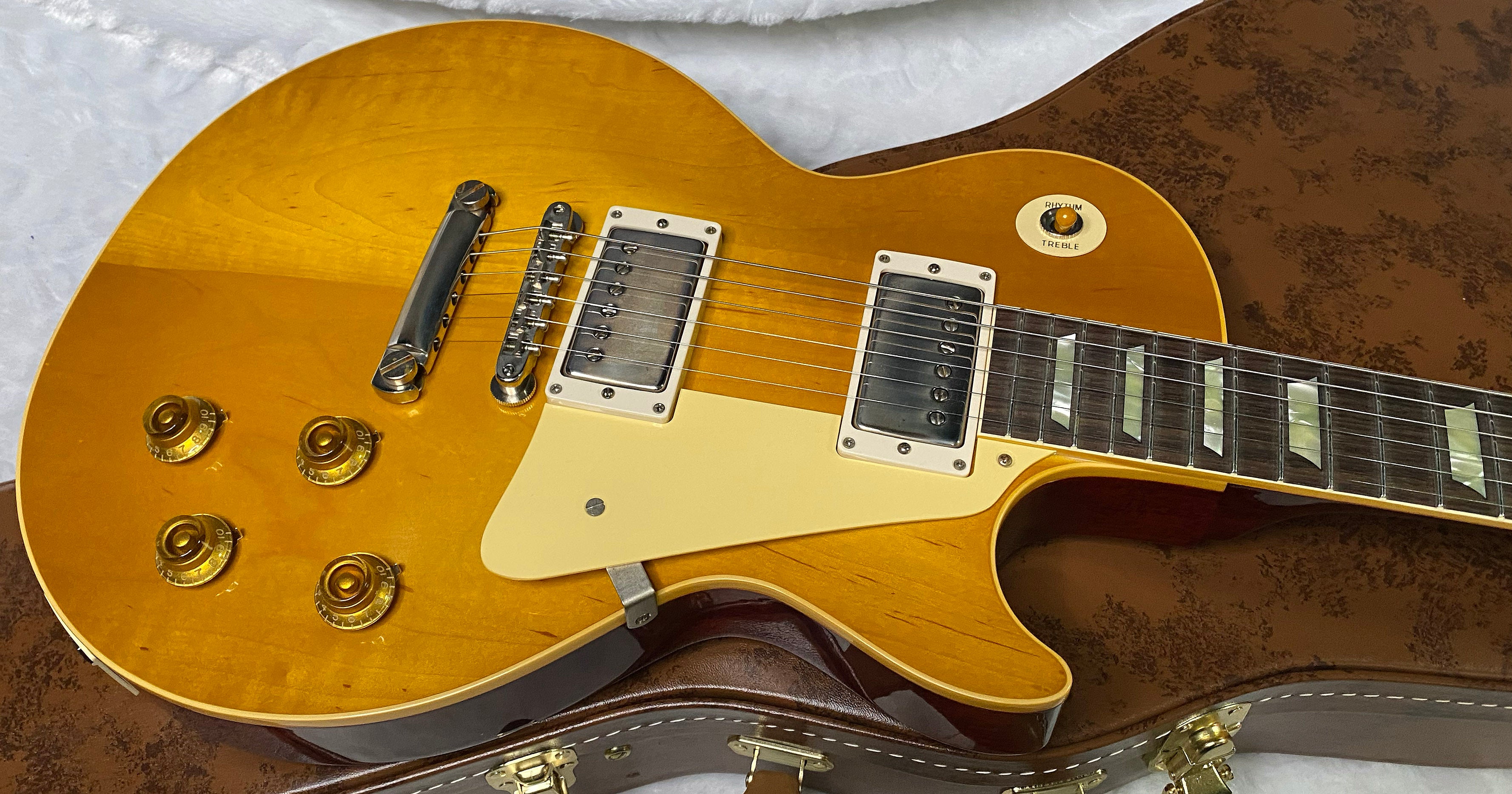 NEW ! Gibson Custom Shop '58 Les Paul Standard 1958 - Lemon Burst VOS - Lightly Figured Maple Top - Authorized Dealer -8.6 lbs - G07287