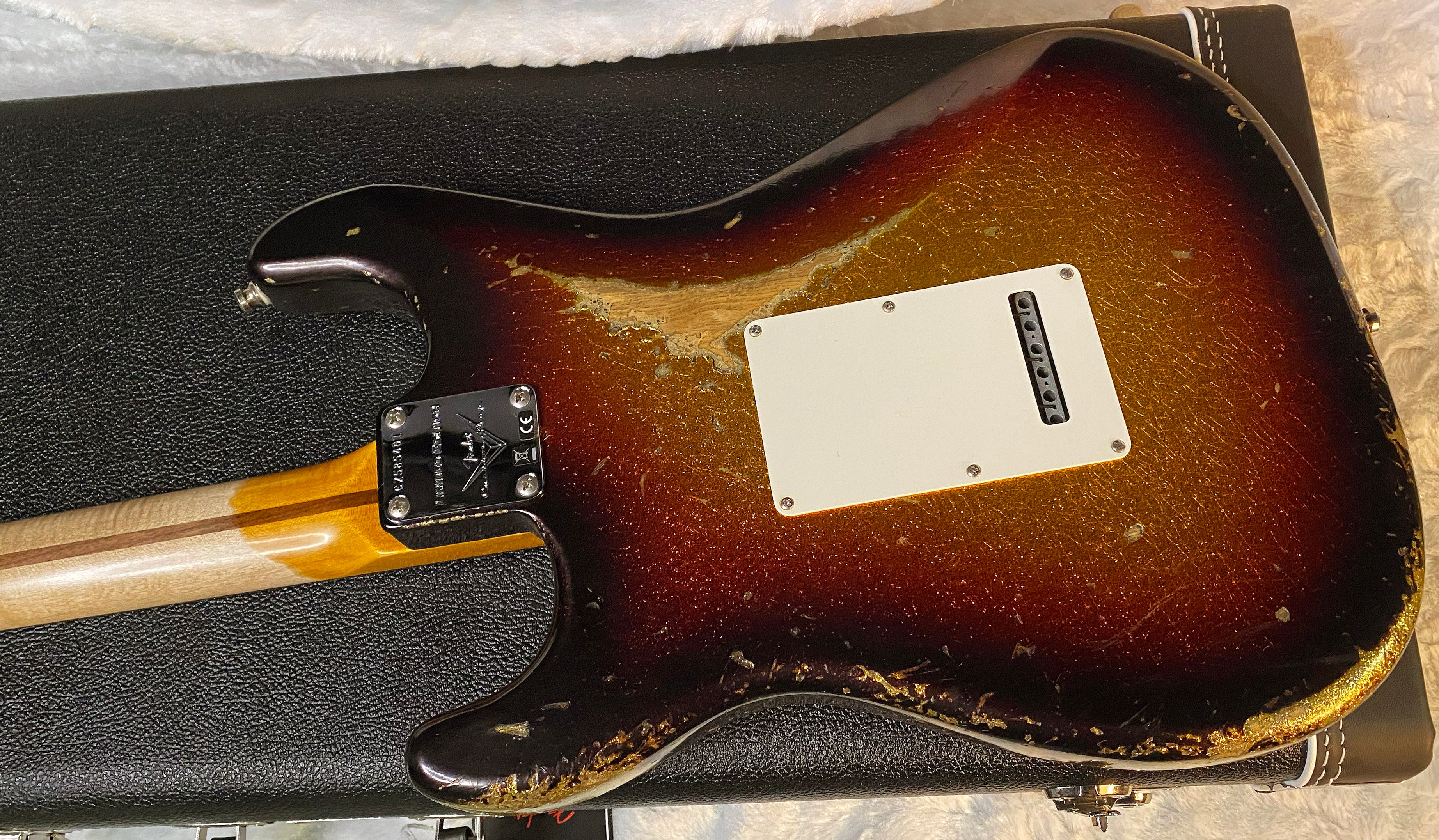 NEW! Fender Custom Shop Custom Deluxe Stratocaster Heavy Relic - Ash Body - 3-Tone Sunburst Sparkle - Matching Peg Head - Authorized Dealer - 7.9 lbs - G05871