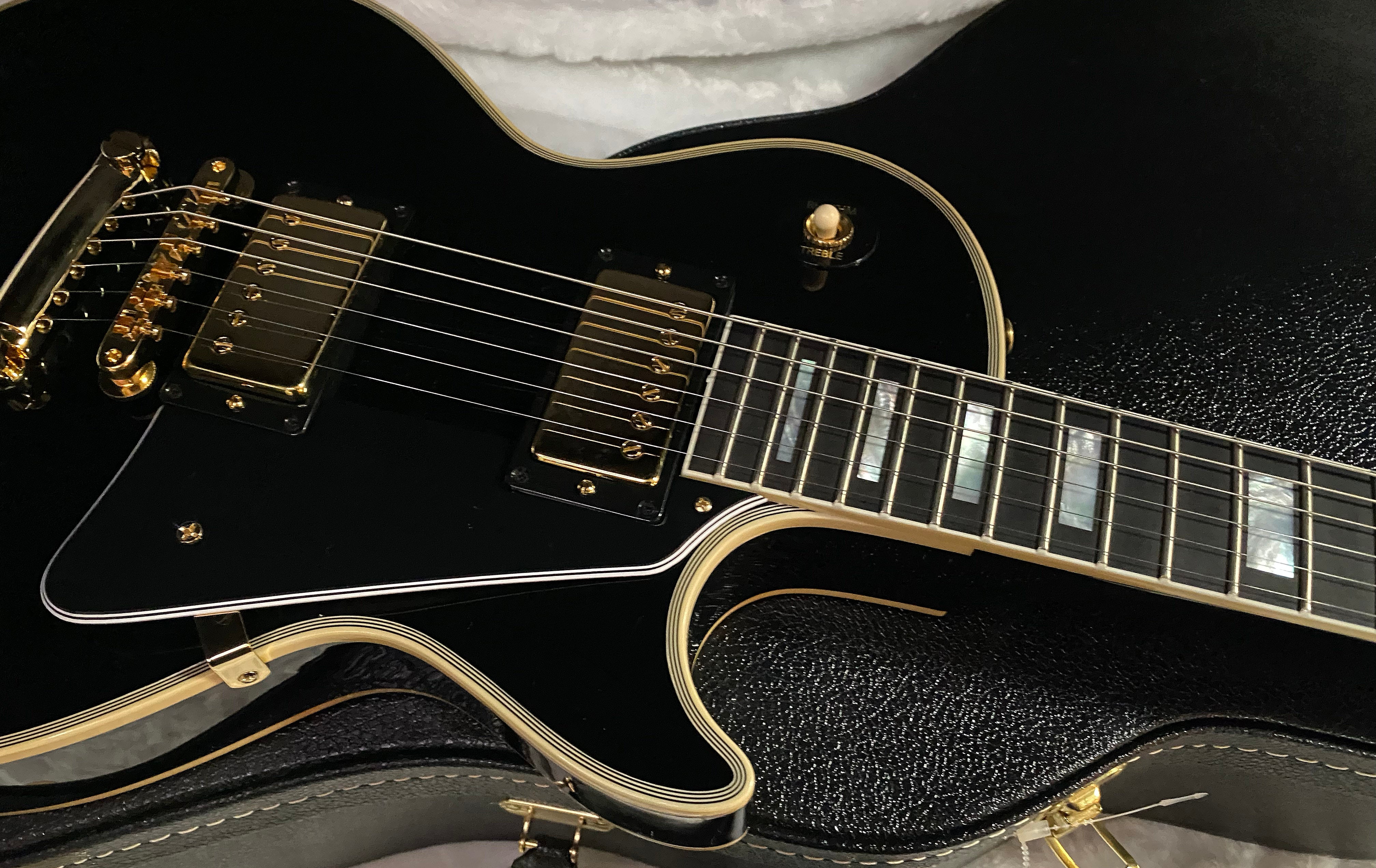 NEW! Gibson Custom Shop '68 Les Paul Custom Reissue - Gloss Ebony - Authorized Dealer - 9.2 lbs - G07303
