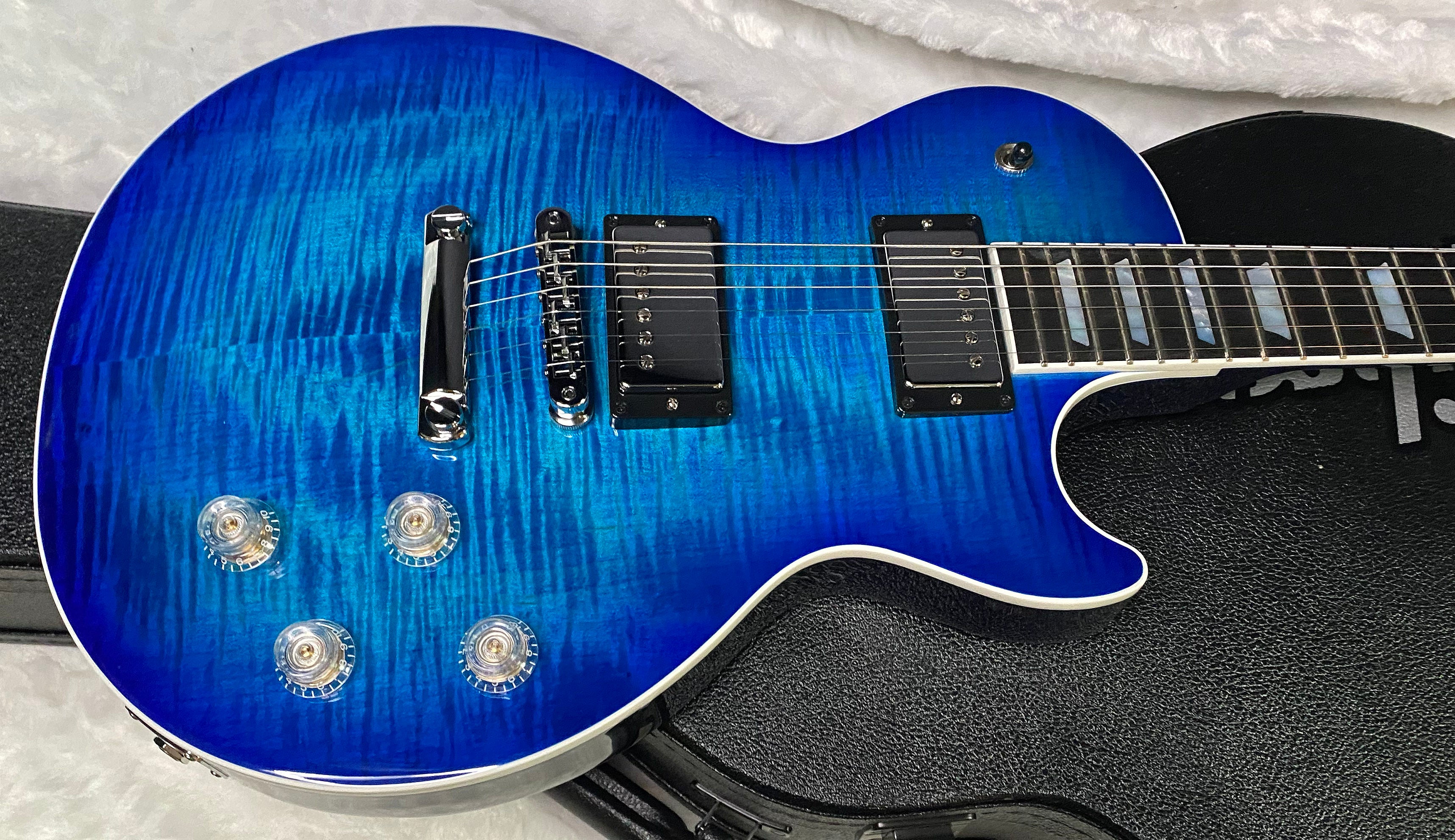 NEW ! Gibson Les Paul Modern Figured - Cobalt Burst - Beautiful Flame Top! Authorized Dealer - Only 7.85 lbs - G07298