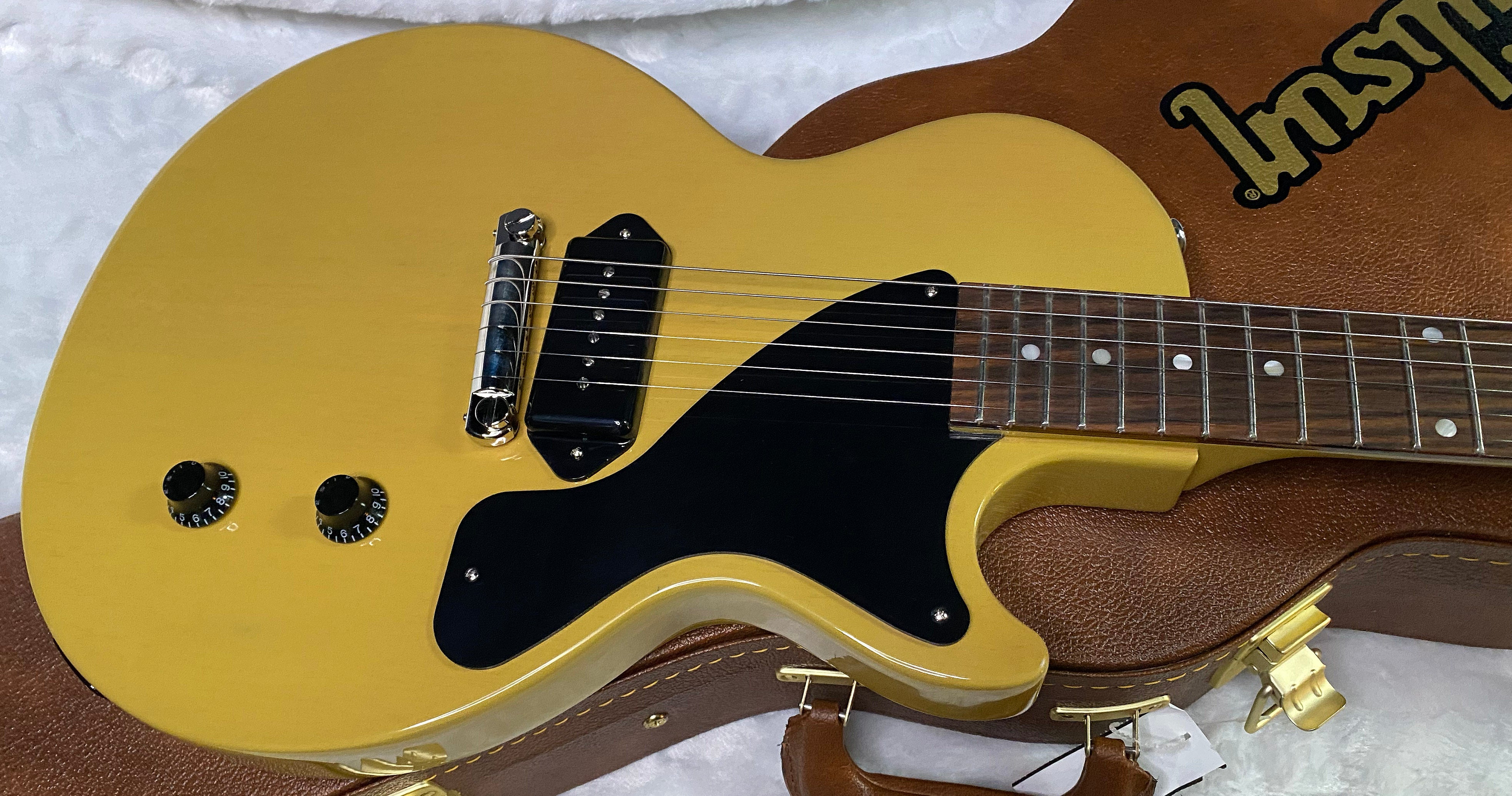 NEW! Gibson Les Paul Junior - TV Yellow - Hardshell Case - Authorized Dealer - 7.7 lbs - G07322