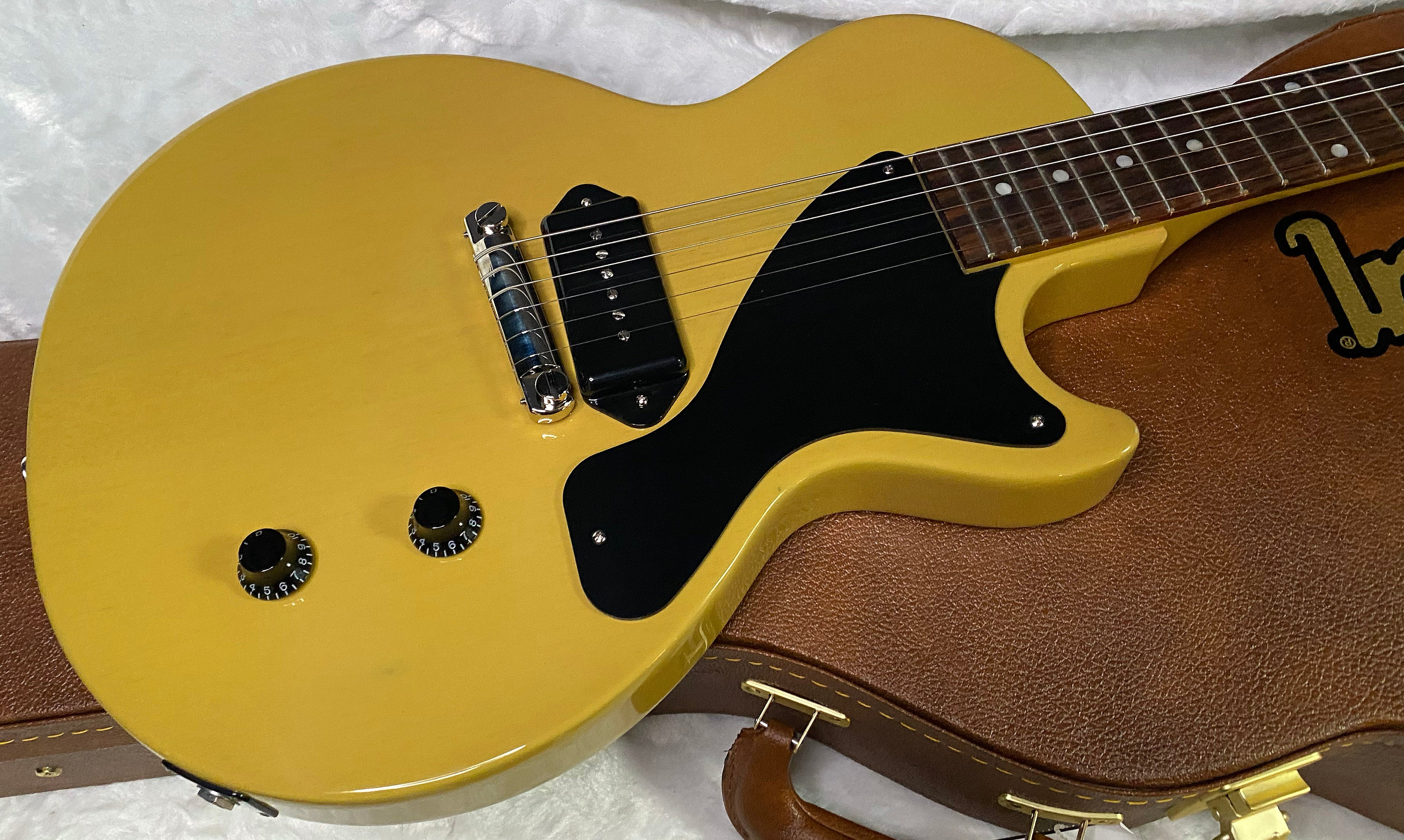 NEW! Gibson Les Paul Junior - TV Yellow - Hardshell Case - Authorized Dealer - 7.7 lbs - G07322