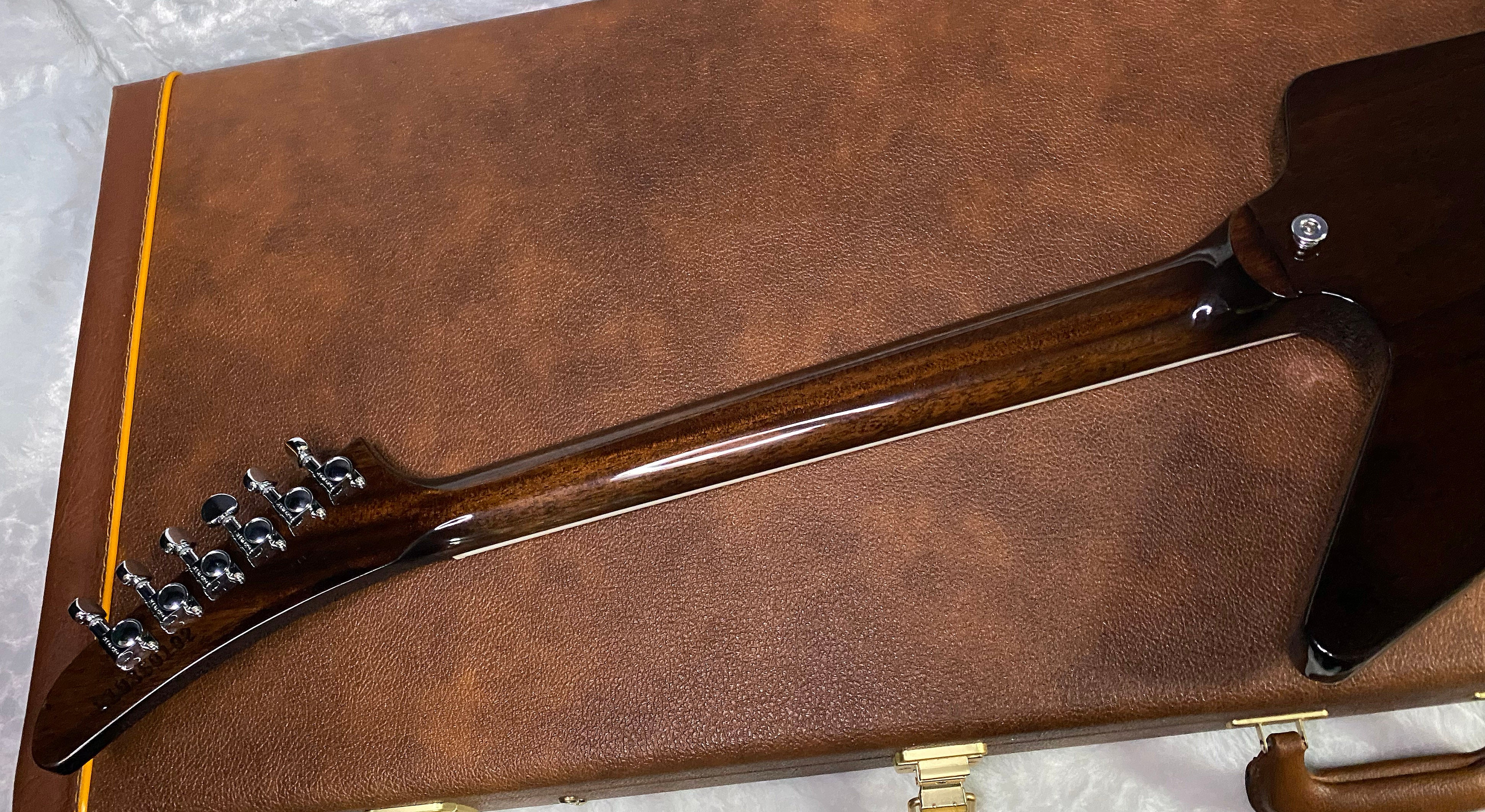 NEW! Gibson '70s Explorer - Dark Walnut - Authorized Dealer - Only 7.25lbs - G07321