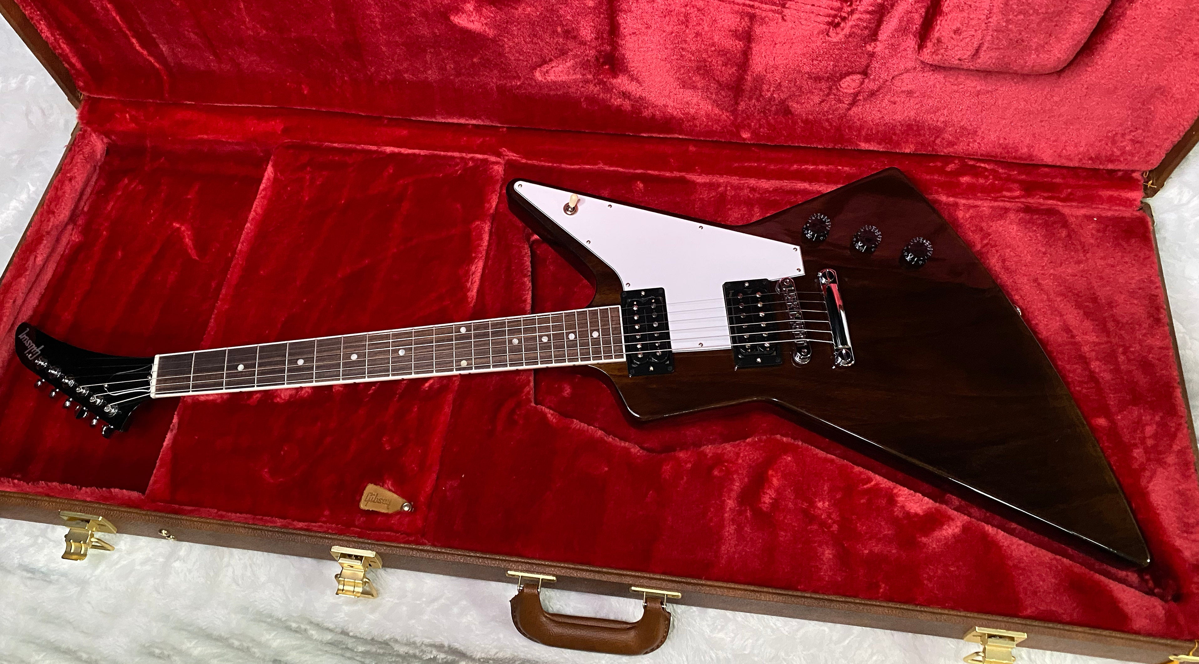 NEW! Gibson '70s Explorer - Dark Walnut - Authorized Dealer - Only 7.25lbs - G07321