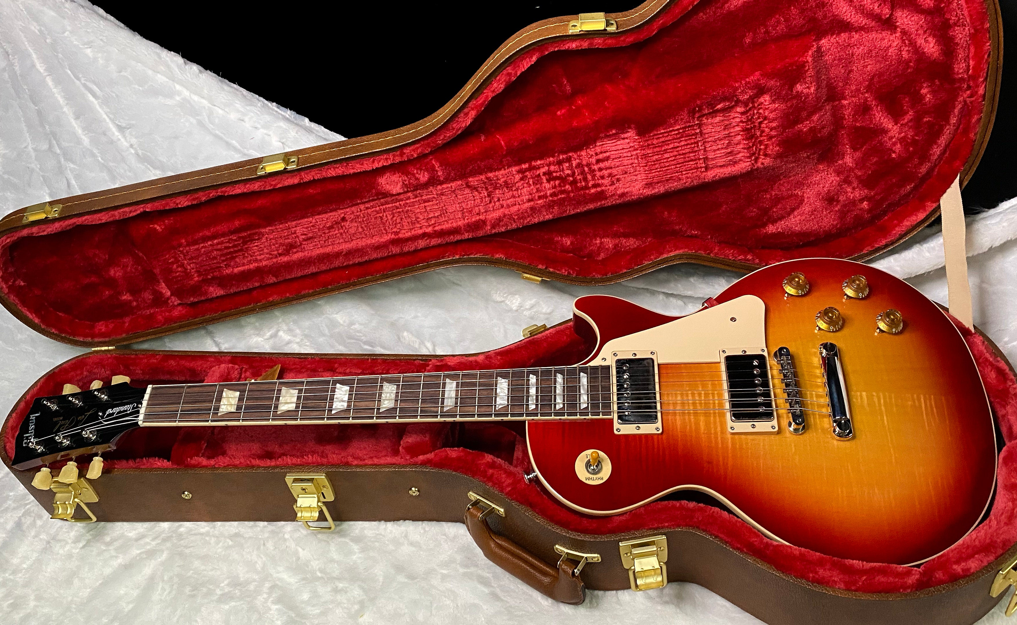 NEW ! Gibson Les Paul Standard '50s - Heritage Cherry Sunburst - Only 9.2 lbs - Authorized Dealer - G07265