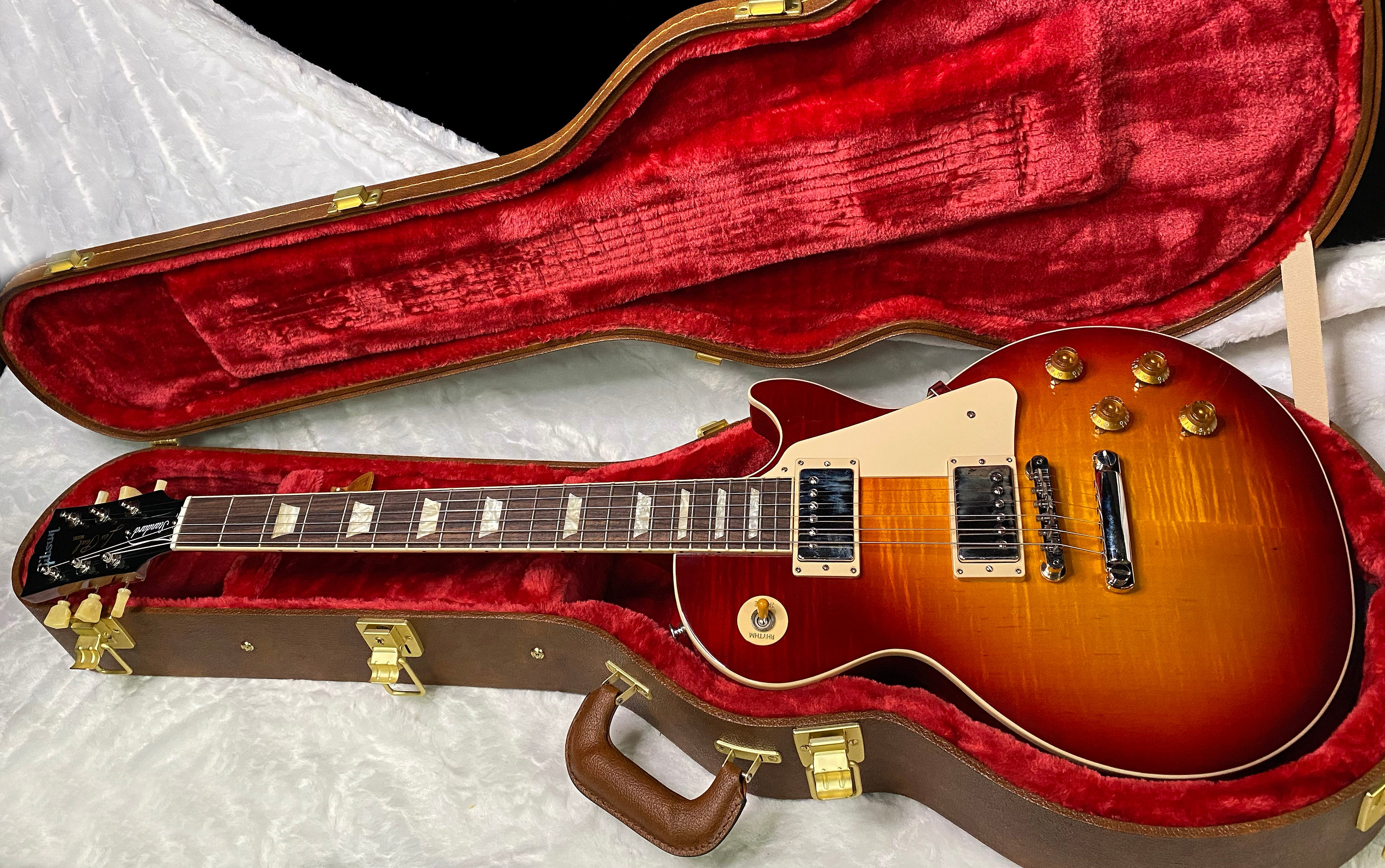 NEW ! Gibson Les Paul Standard '50s - Heritage Cherry Sunburst - Only 9.65 lbs - Authorized Dealer - G07312