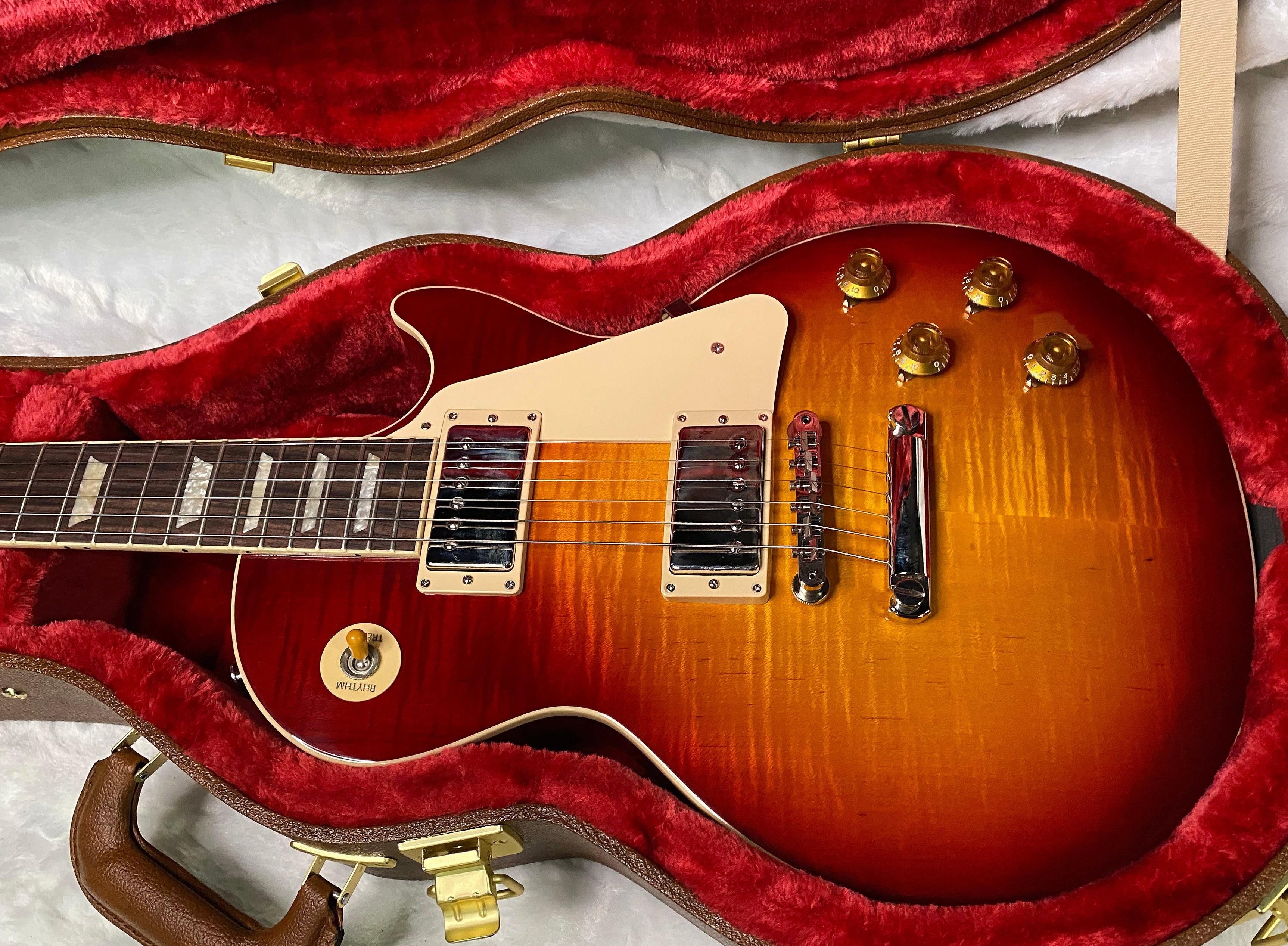 NEW ! Gibson Les Paul Standard '50s - Heritage Cherry Sunburst - Only 9.65 lbs - Authorized Dealer - G07312