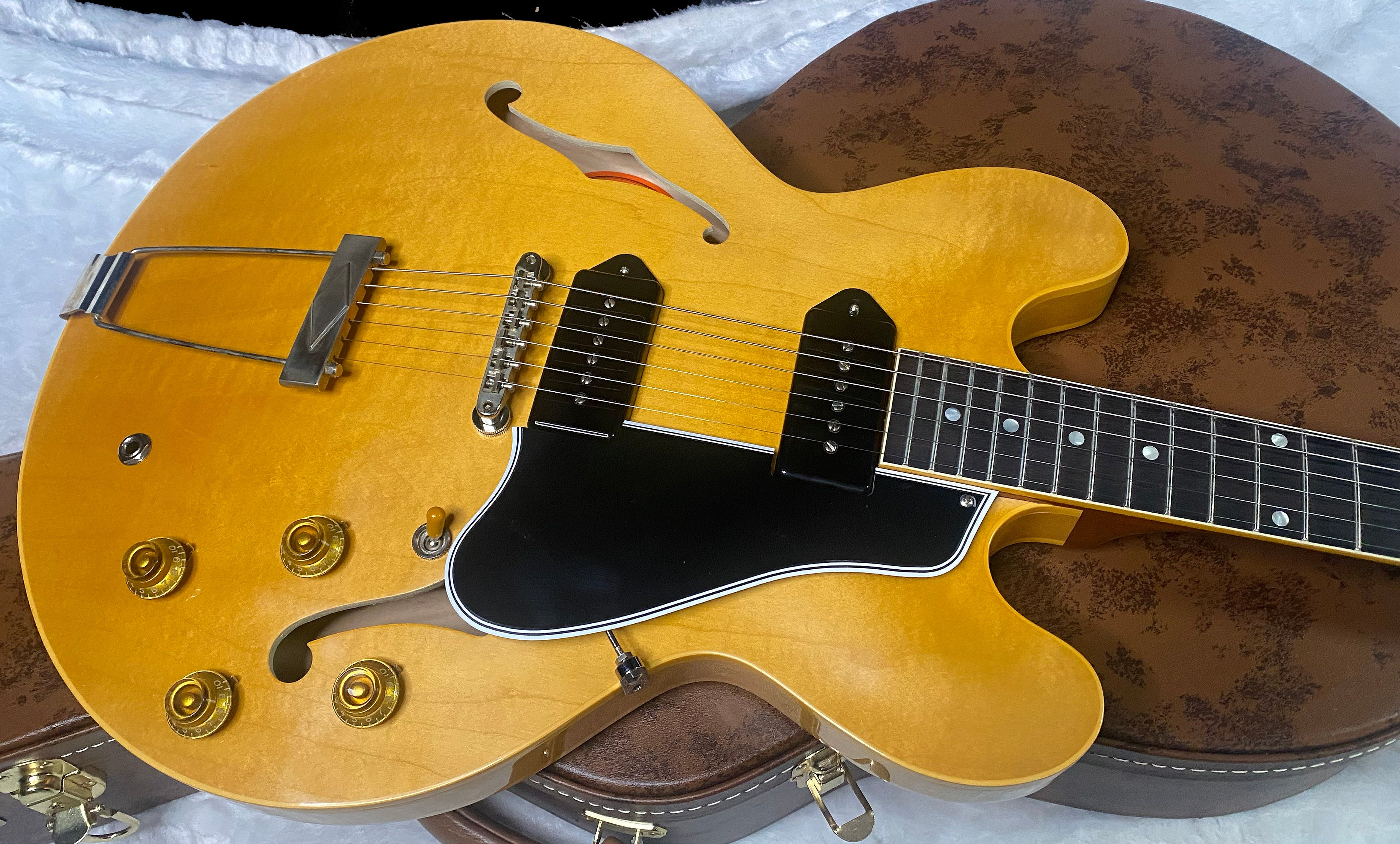 NEW! Gibson Custom 1959 ES-330 Reissue Electric Guitar - Vintage Natural, VOS - Authorized Dealer - Only 6.4 lbs - In-Stock! G07362