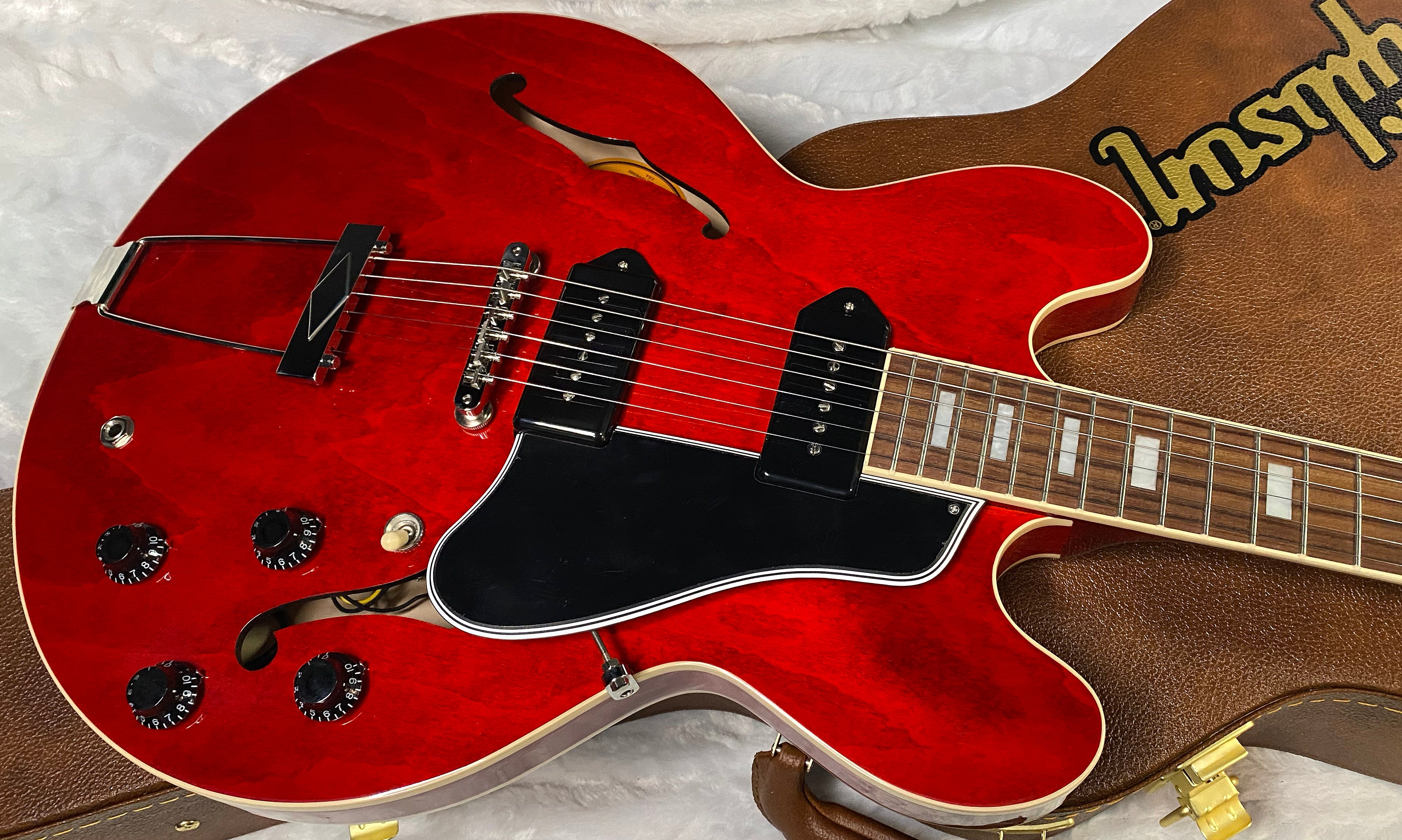 NEW ! Gibson ES-330 Hollowbody Electric Guitar - Sixties Cherry - Authorized Dealer - Only 6.3 lbs! G06715